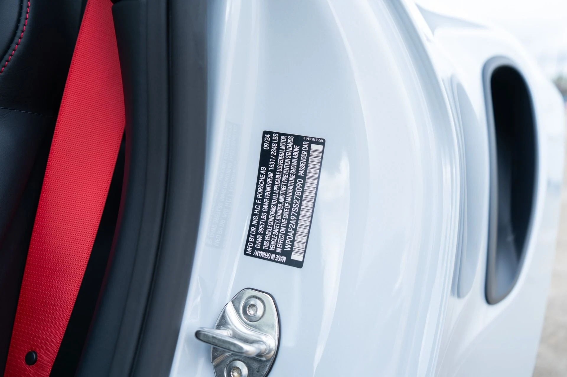 mph037_2949432519_Used_2025_Porsche_911_GT_3_RS_1792181578_a0013a7c86