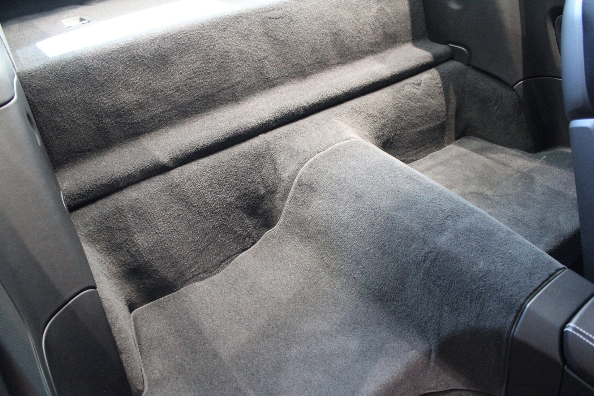 mph037_2955760685_44171736173716e855c5c8e456ba4c98x_119a5450e9