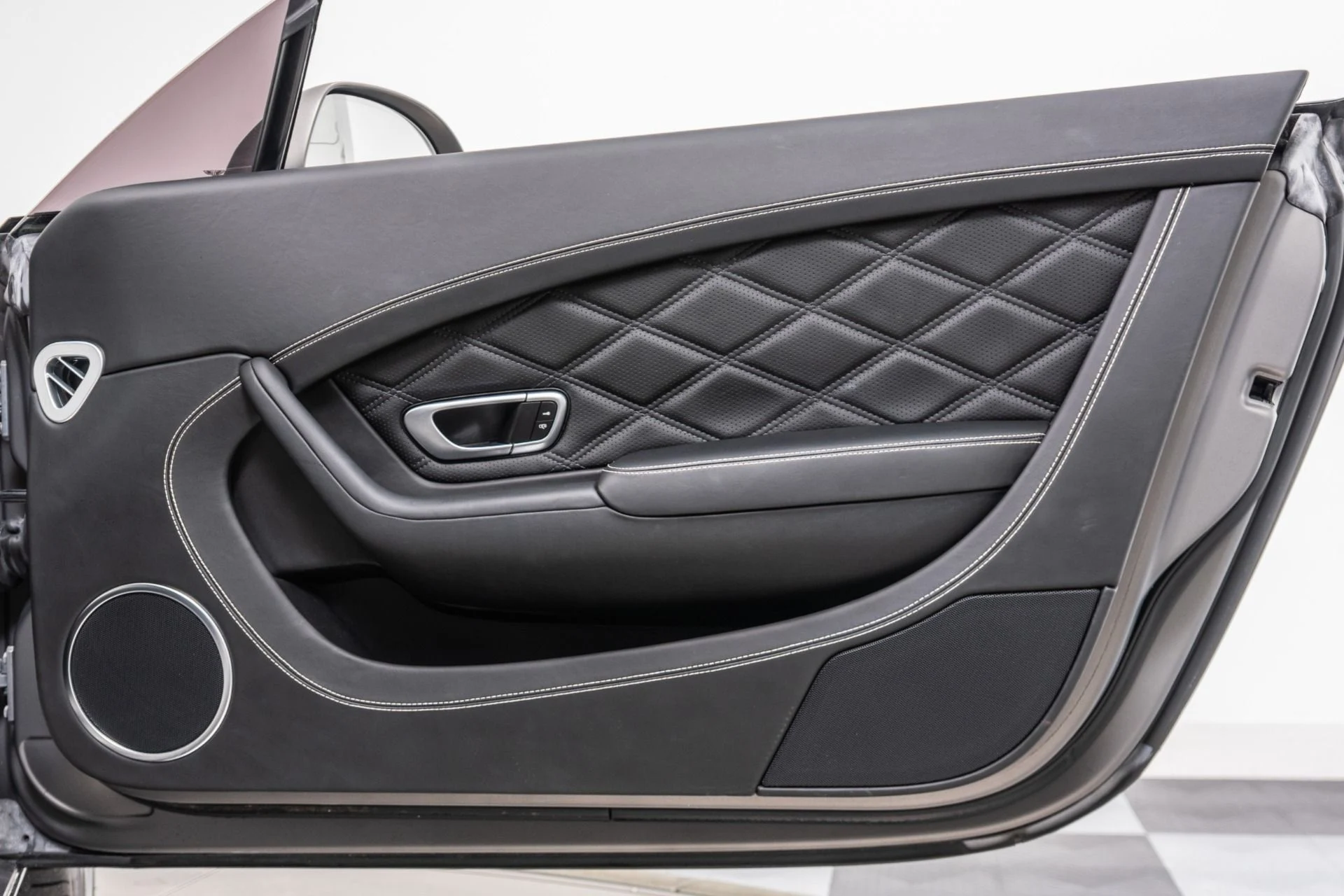 mph037_2968918587_Used_2012_Bentley_Continental_GT_1788465099_f22c87fb0b