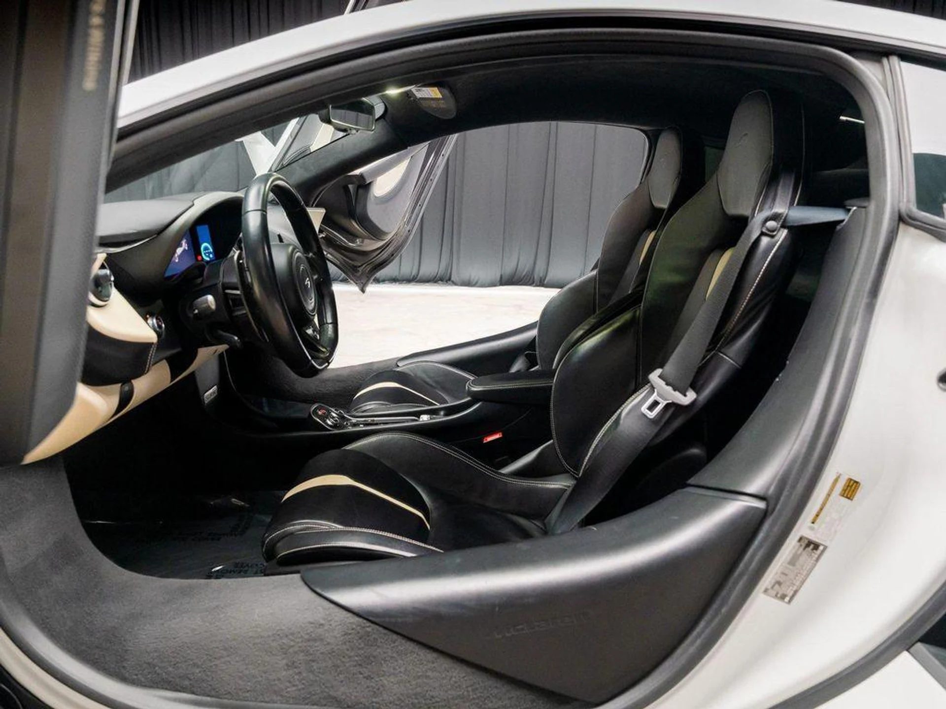 mph037_2972711444_Nz_Wcbs_Tyxg_SMM_3t_Sk4_ES_8dv0_Vd0_bf9a706d43