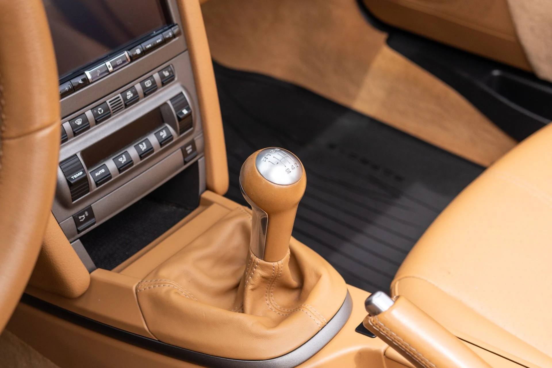 mph037_2980842984_Used_2008_Porsche_911_Carrera_1777990677_2643782480