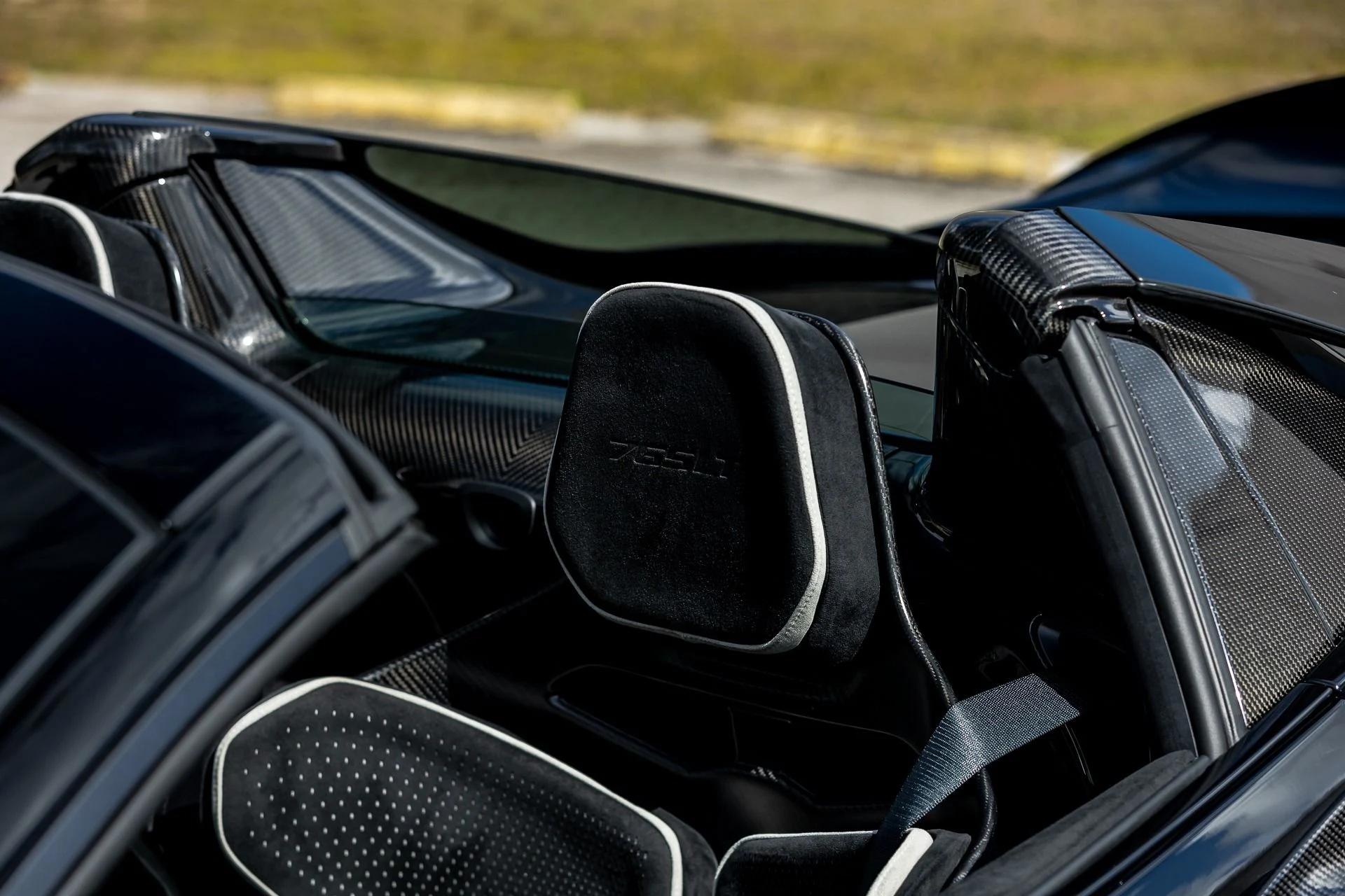 mph037_2981157267_306_p38_l_564008fc04