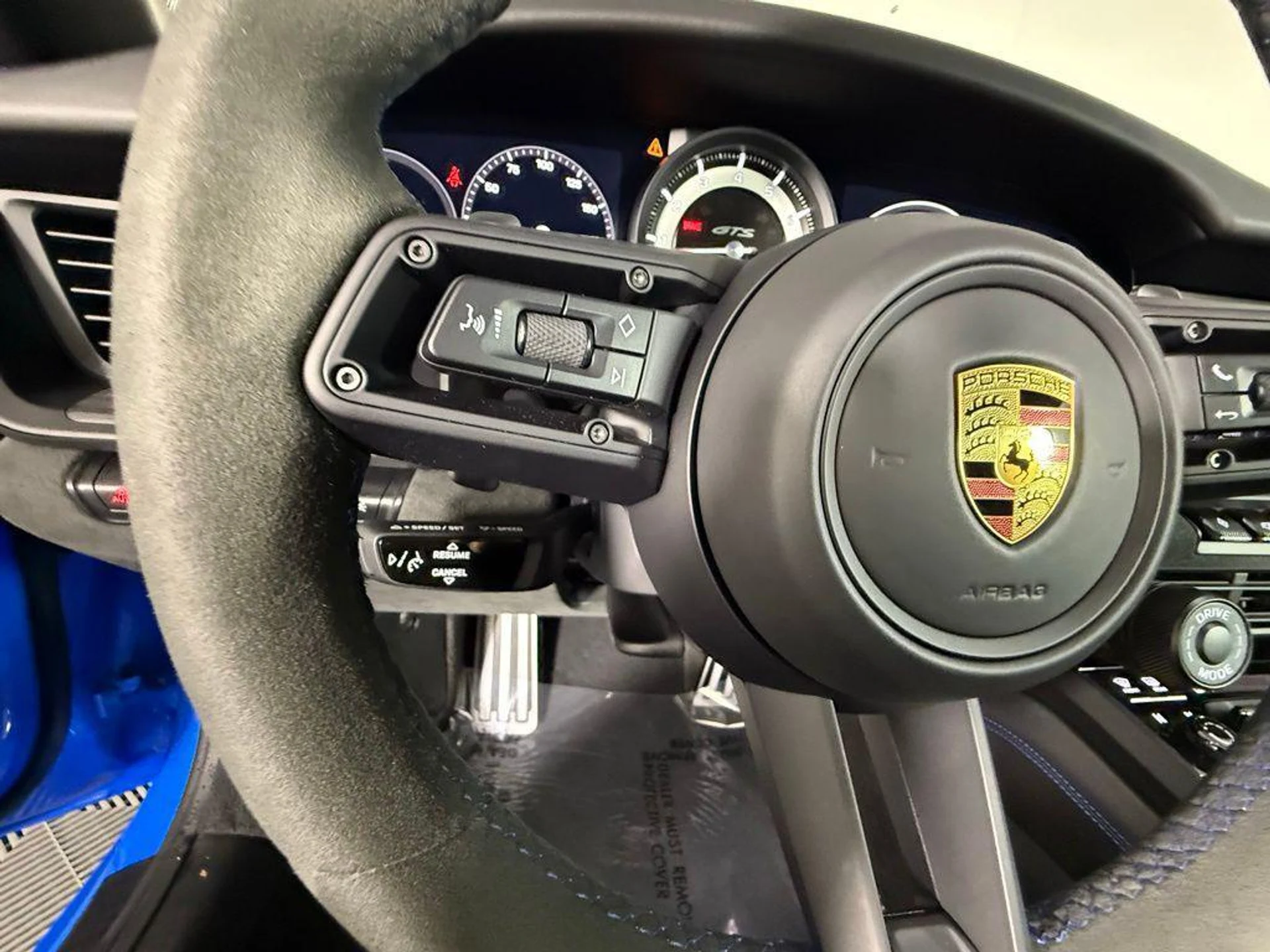 mph037_2983498196_u_K_Ge_K_Rz_GAZ_5axuwtvib9_43_Wp_YU_506f373bbd