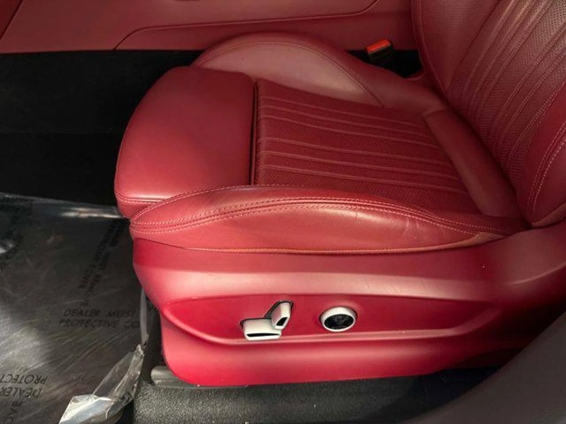 mph037_3000291243_D4_WXCH_0_J_5_LXBL_F_Id4vq_PI_Hb_Sw_c5e07e82d2