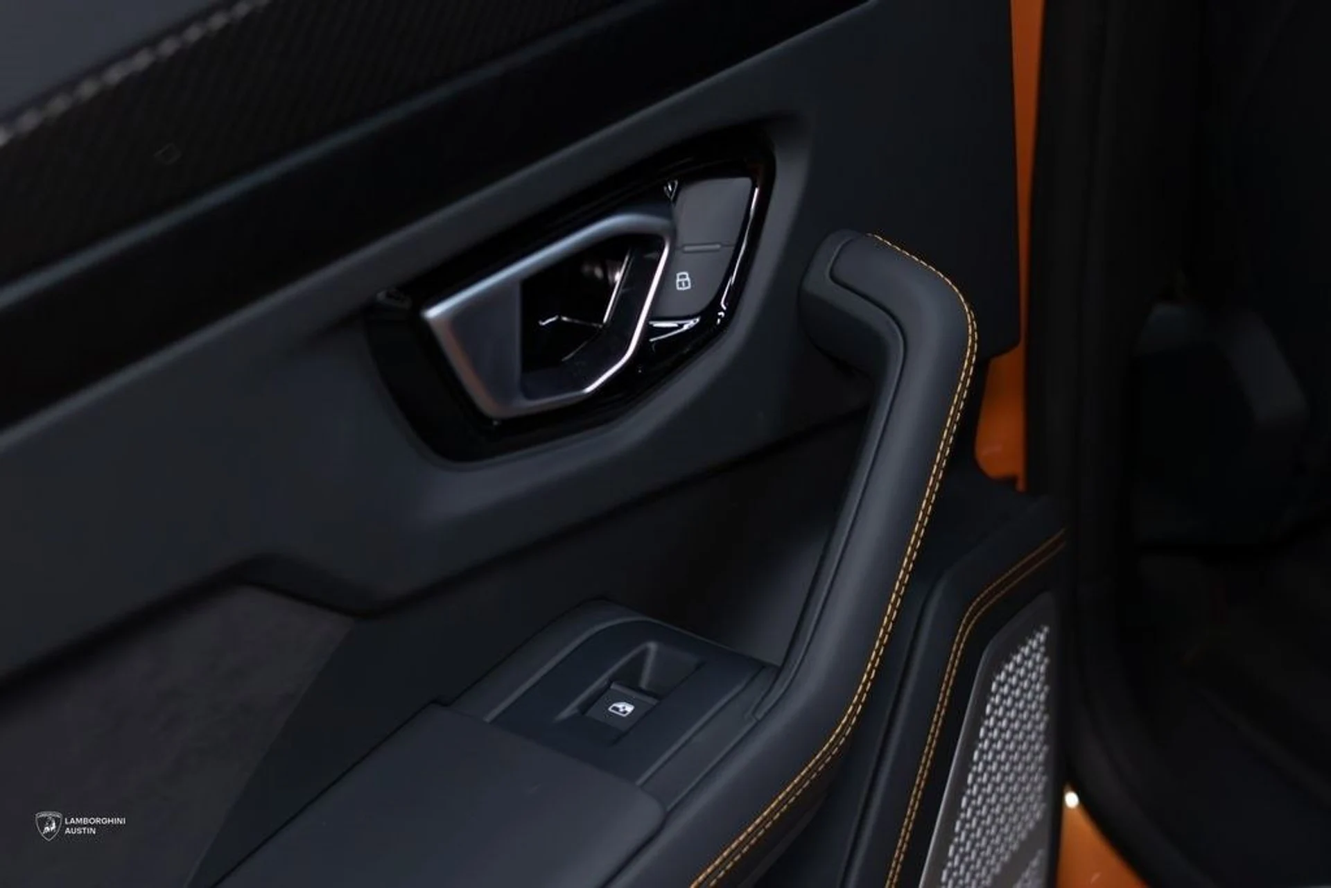 mph037_3005625114_08a40525b370a44f8df98903e7b61b1ax_51c95021b3