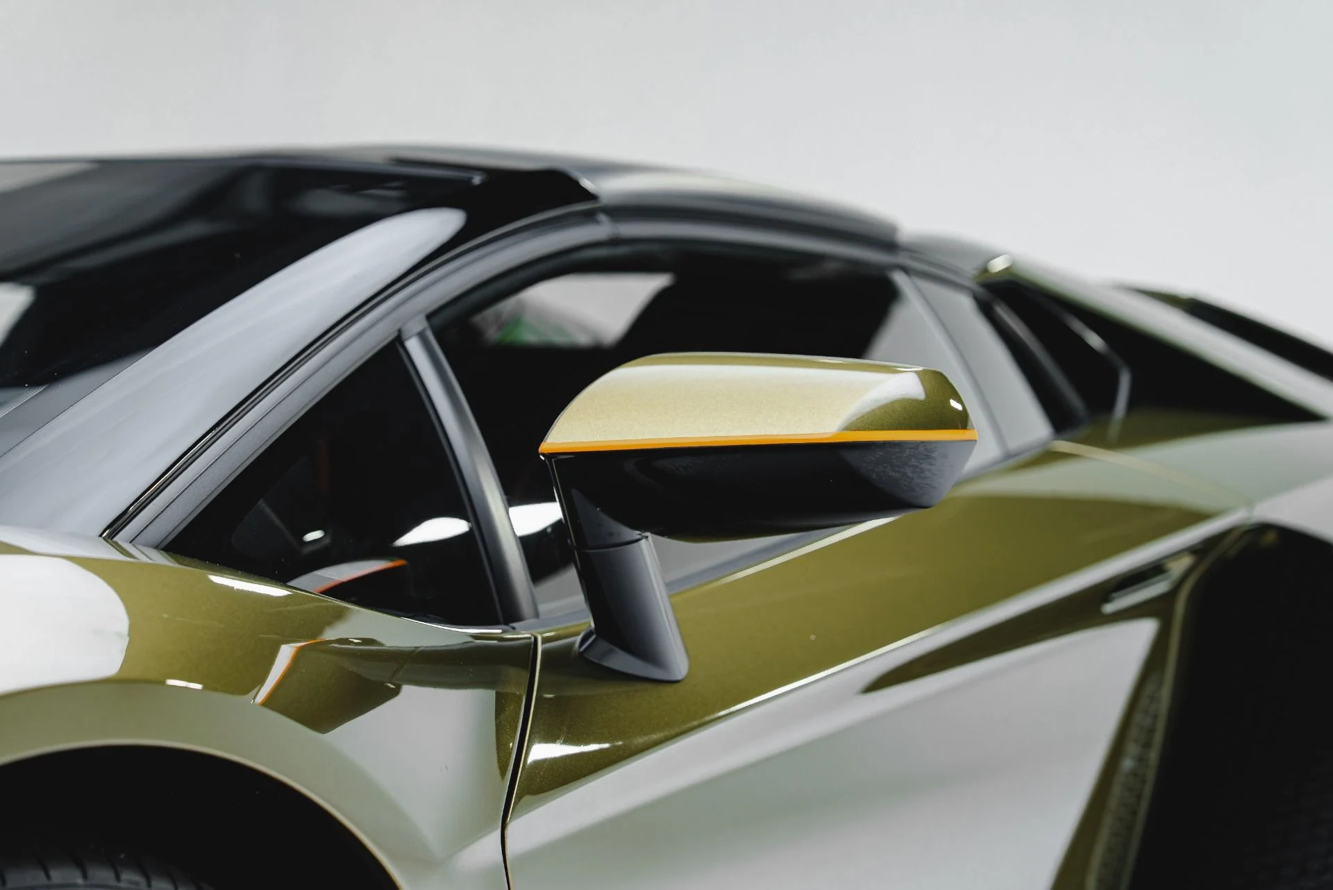 mph037_3012661409_Used_2022_Lamborghini_Aventador_LP_780_4_Ultimae_1792689421_352075f934