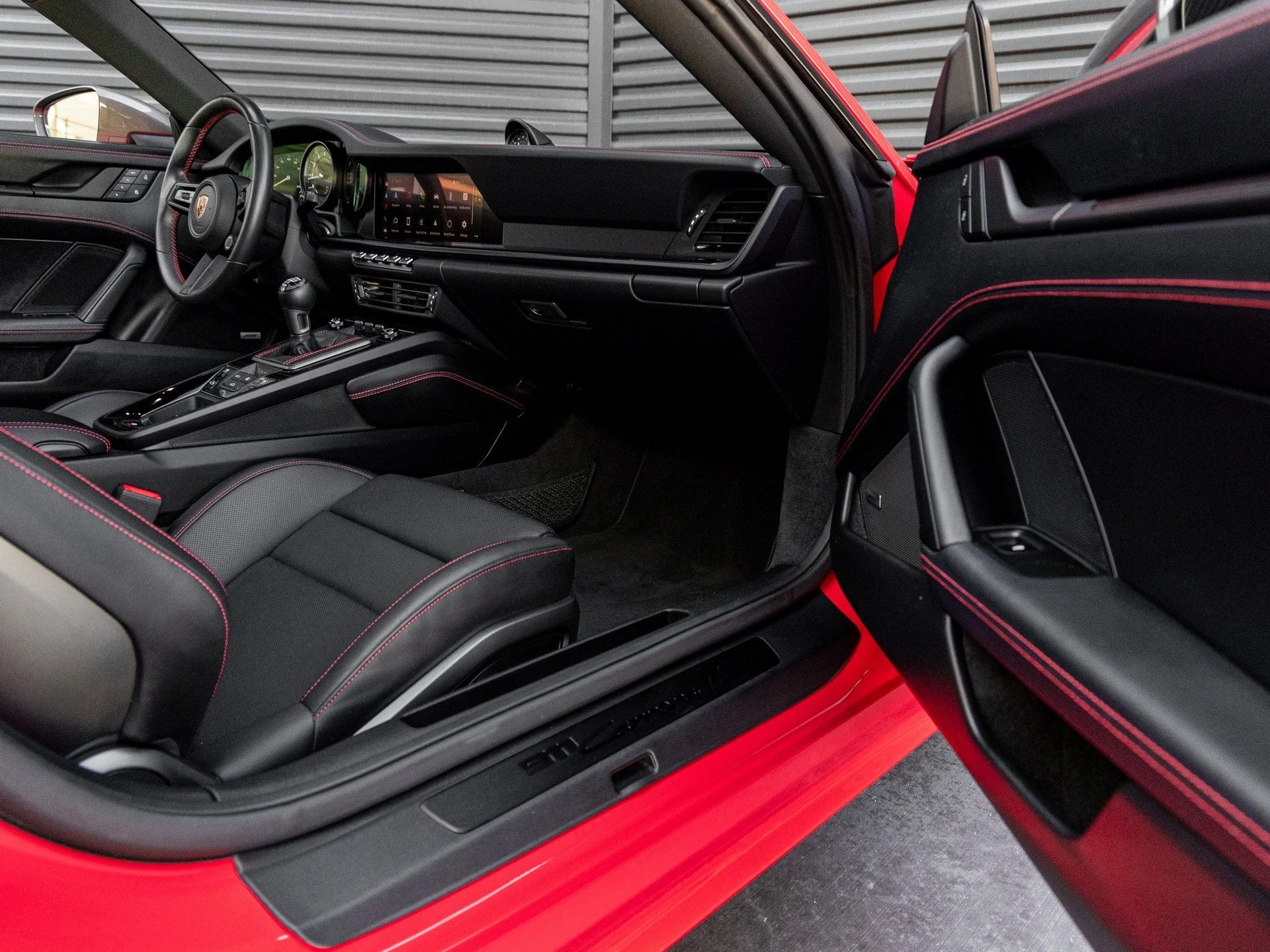 mph037_3028476043_38_561b419462