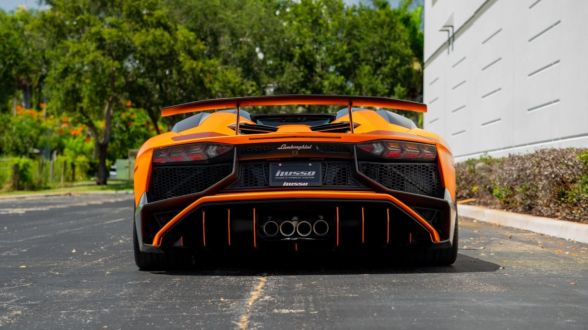 mph037_3031980413_Used_2017_Lamborghini_Aventador_LP_750_4_SV_1750200033_2ca395a4f3