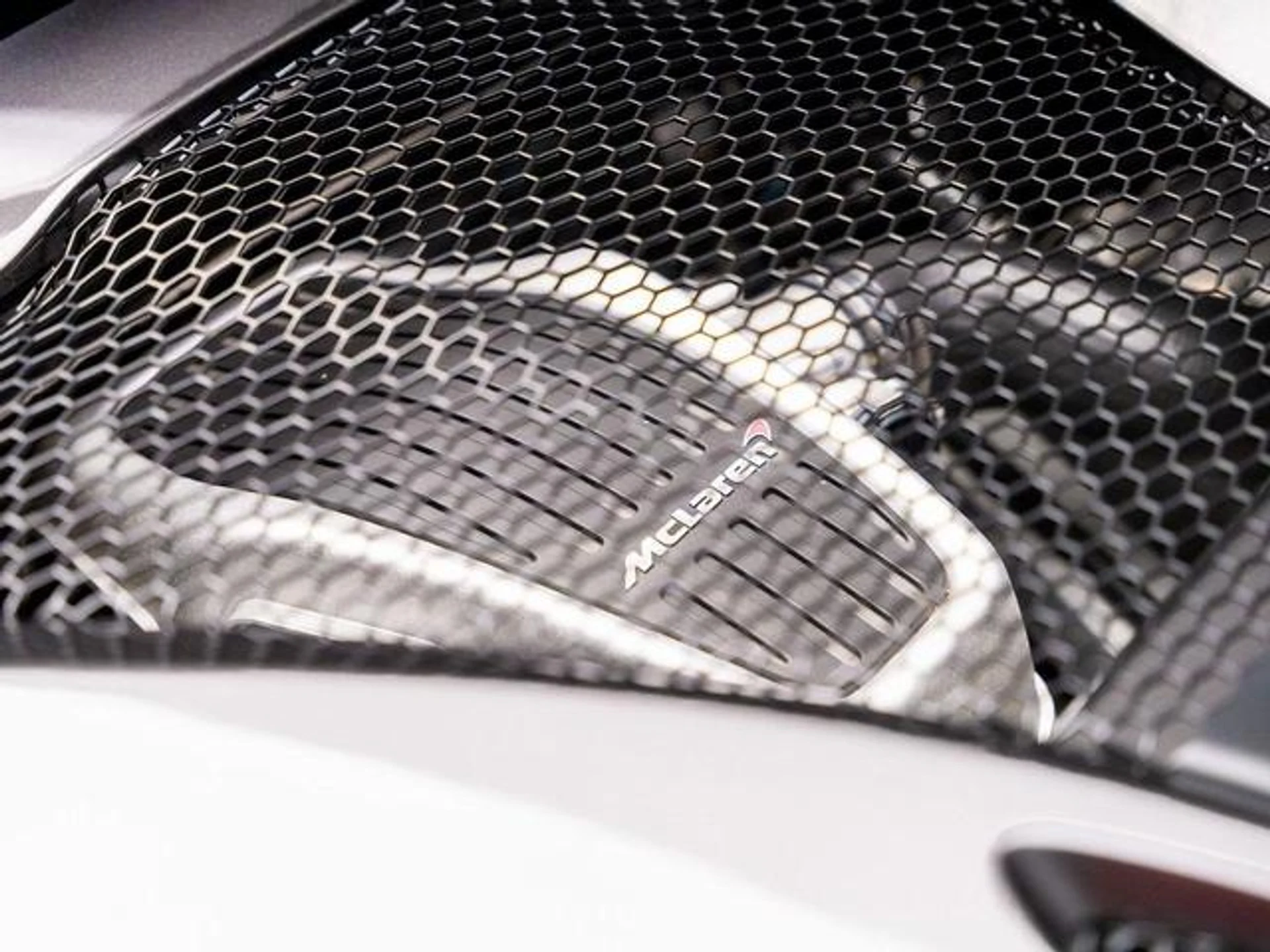 mph037_3032478596_a8_T3o_PP_5l_Uiapeh_Wm_WR_Wc_G7pwlc_e097d92c3a