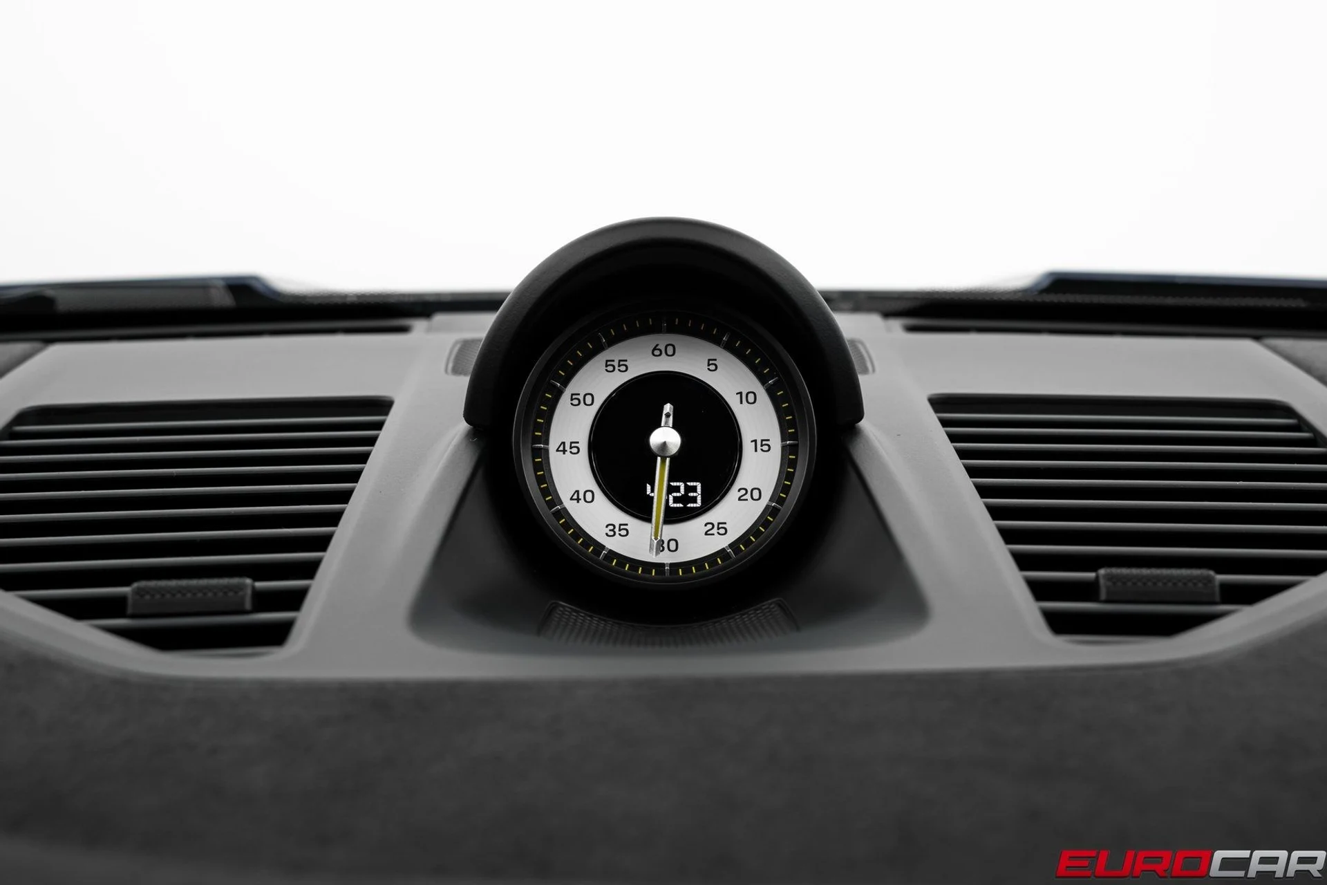 mph037_3038549772_image_38_de181520f5