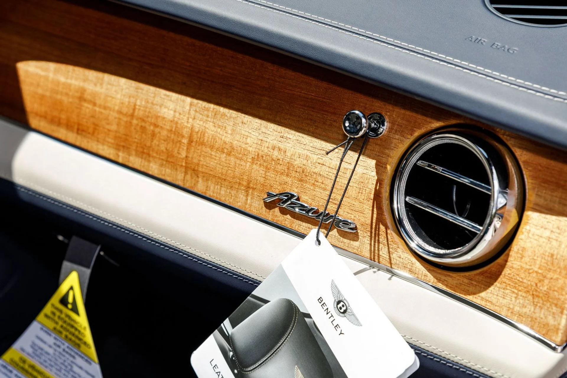 mph037_3053652552_6ee4fe035ab120f606d896cd5e2d1f03x_7a45f6dec5