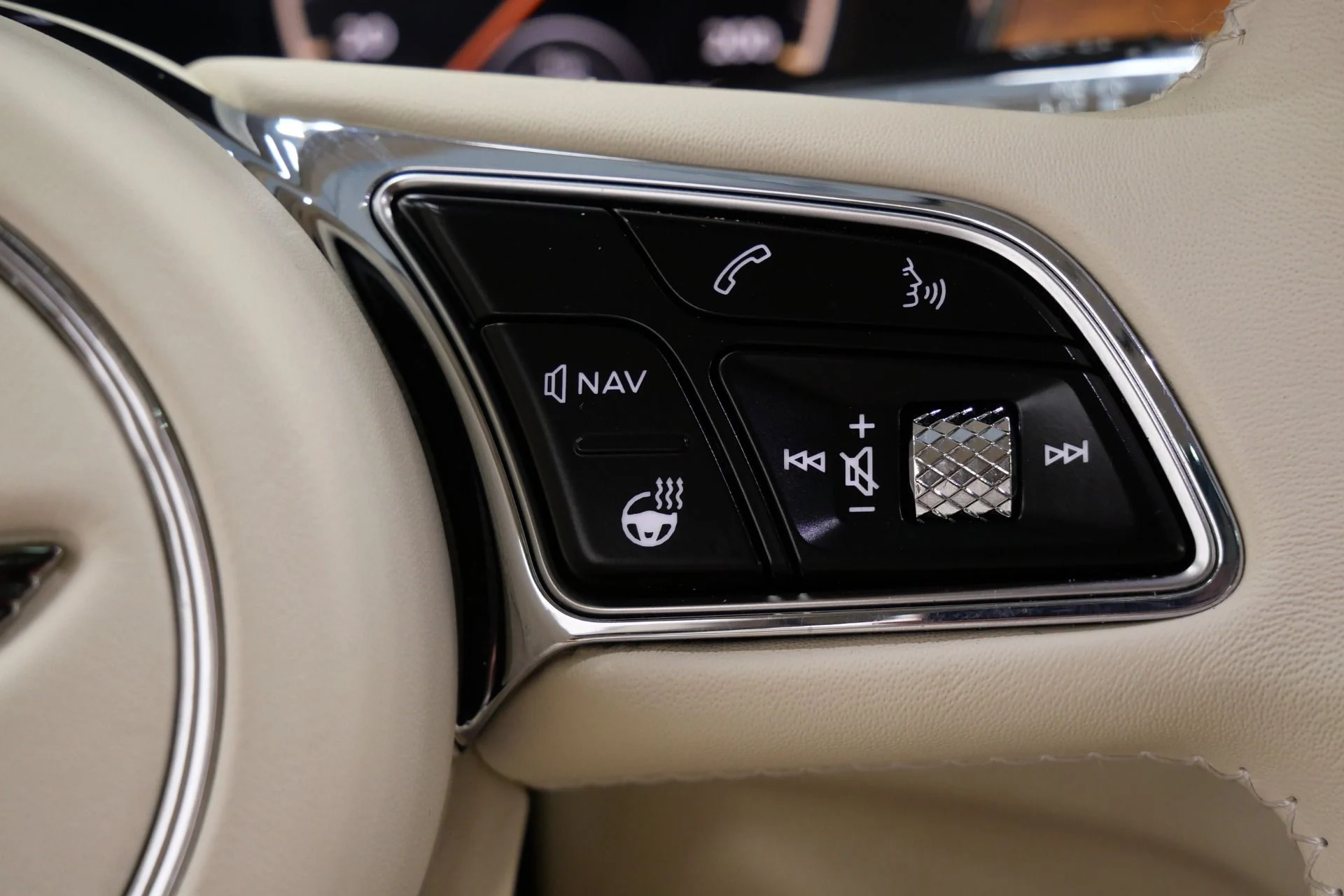 mph037_3064886934_Used_2022_Bentley_Flying_Spur_Hybrid_Odyssean_Edition_266_K_MSRP_Sustainable_Interior_Trim_1770409393_bf23defa8d