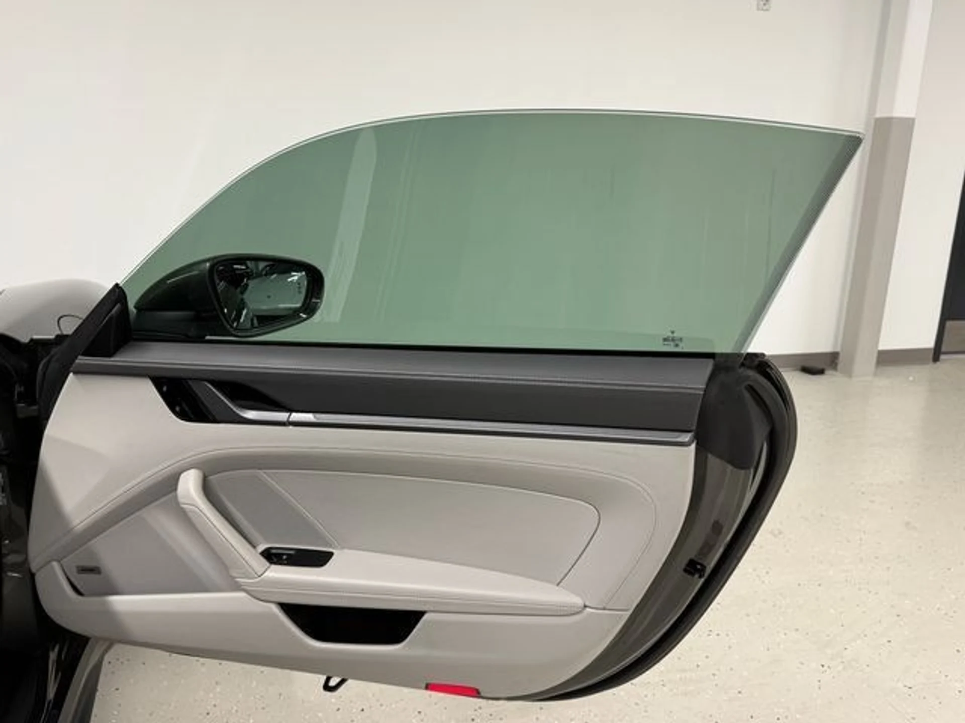 mph037_30652959_ebd190ae893e6367e96cda943068daa1_8e07a1df1b