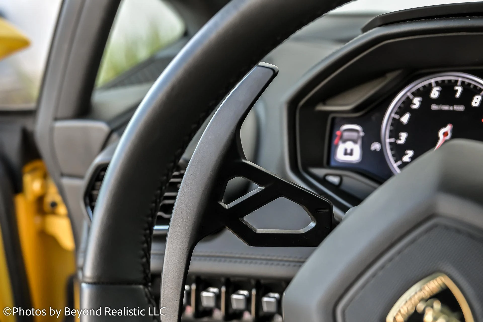 mph037_3075144569_Used_2019_Lamborghini_Huracan_Spyder_LP_580_2_1759241349_b724a96252