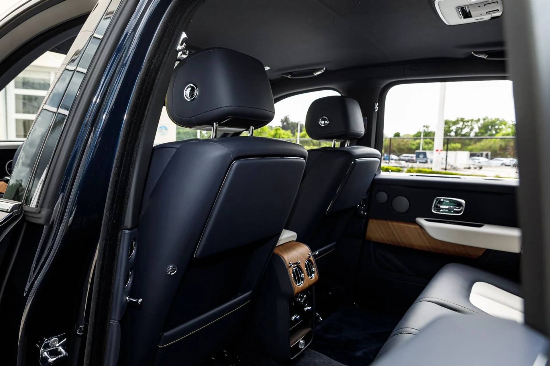 mph037_3078361586_2d58cb82f163a2f79286507ce3618c70x_bfb68ba06b