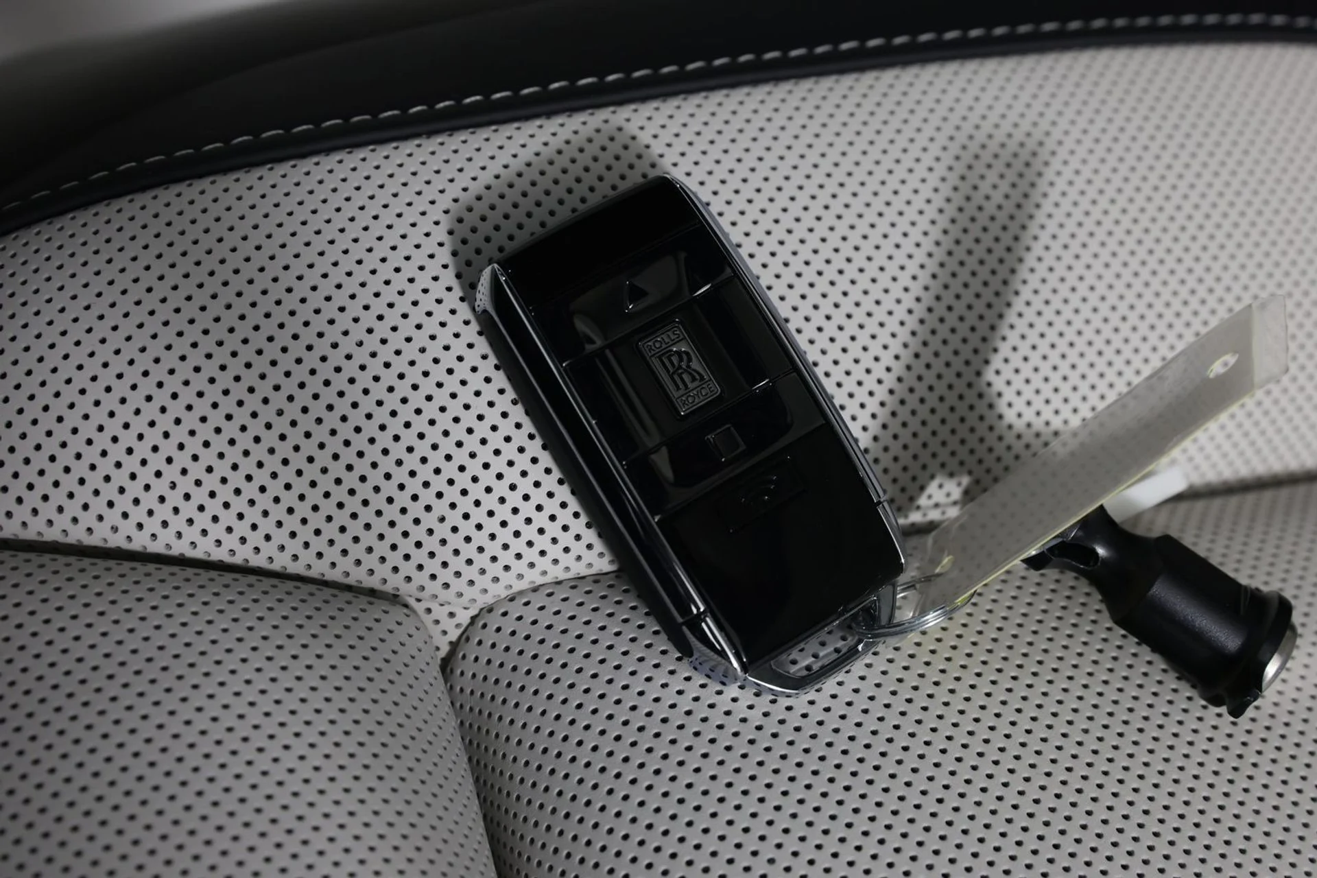 mph037_3088706700_bdba0b01f3065ff887257ac70f25b2c7_7e7af7b484