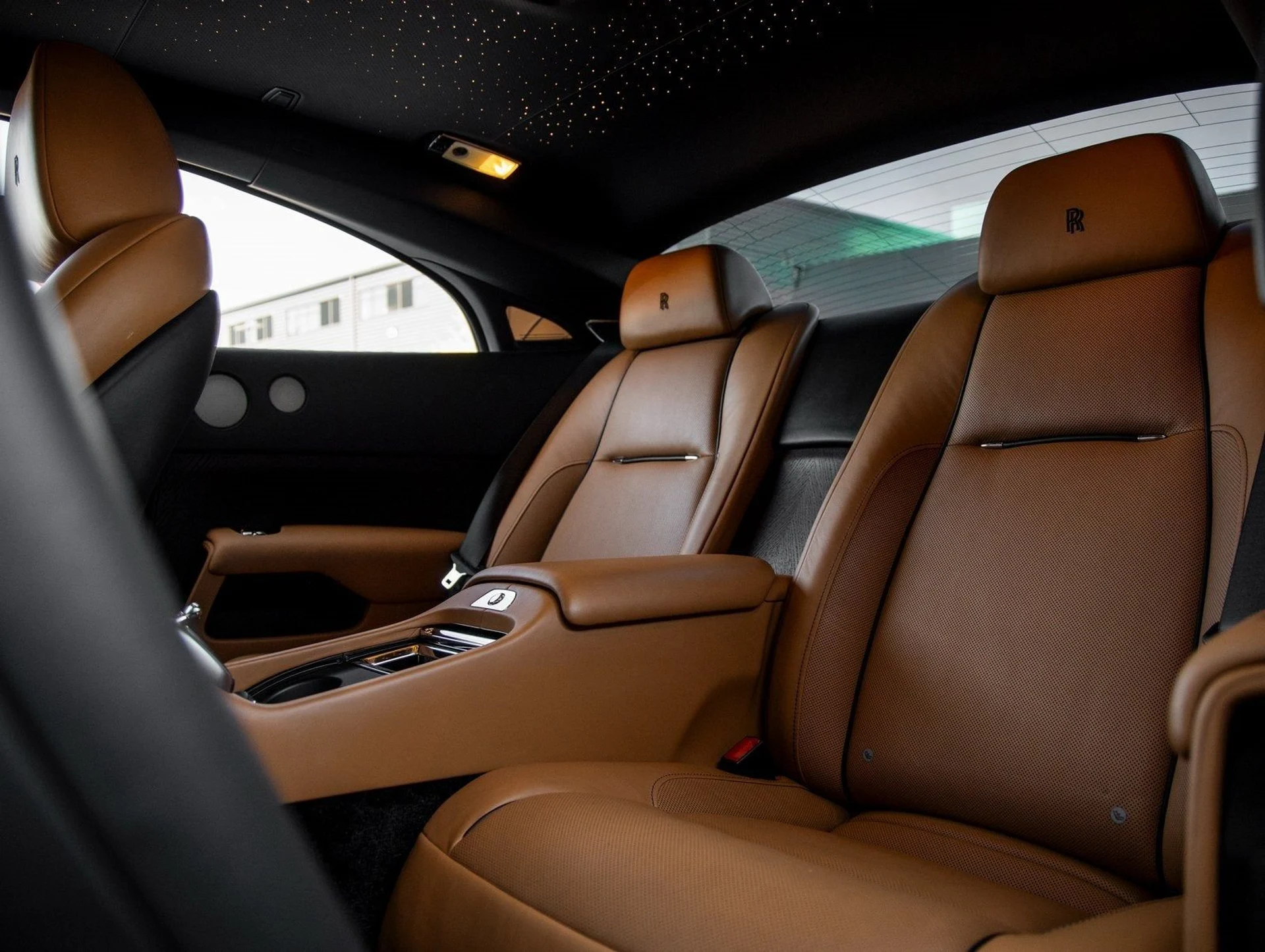 mph037_3090285956_38_4115f617dd