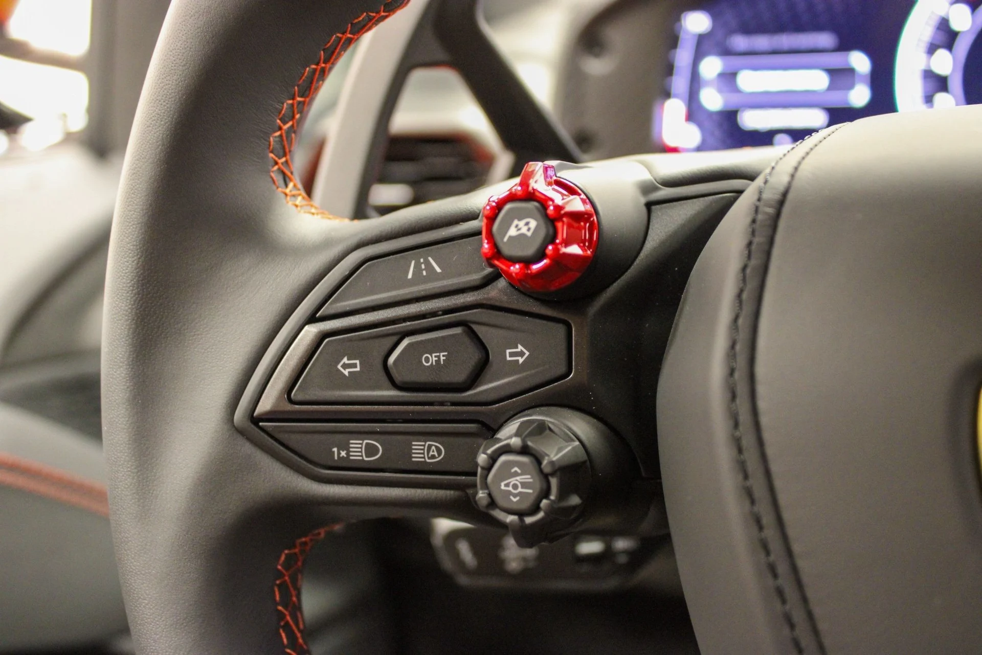 mph037_3099590442_image_37_5d69e93034