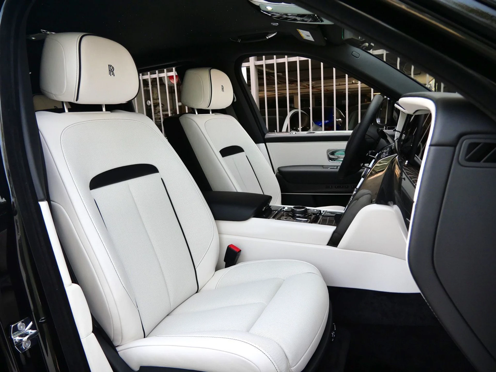 mph037_3107658002_db634f2d3cd6cdb5f226892746c54862x_375e3c67f5