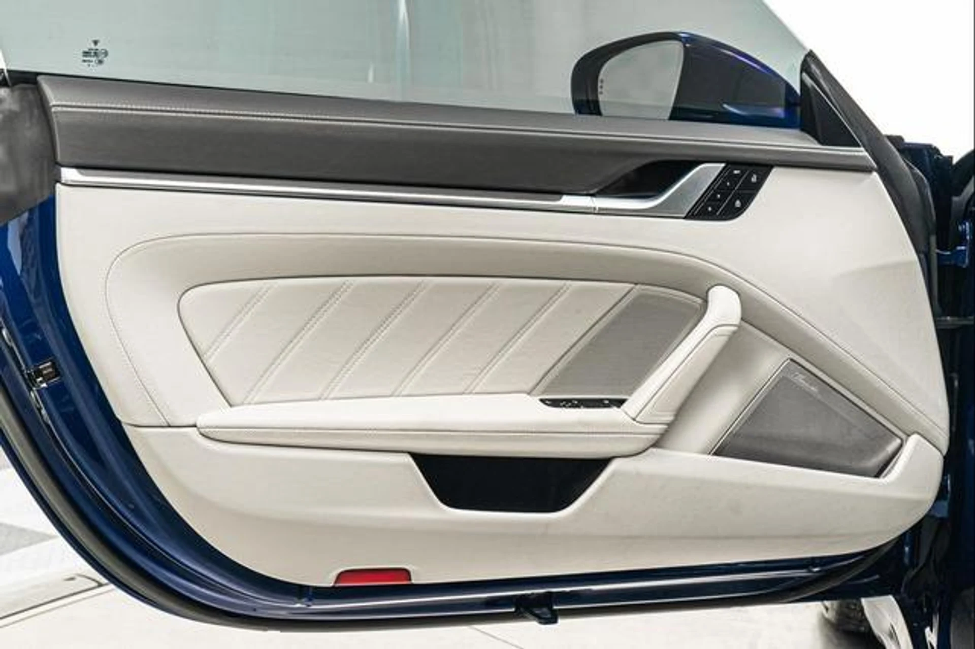 mph037_3124885373_Uz_E_Zf_Izww0u_Bqx_PM_5hyi_Y2t_G_Ak_U_90685595f5