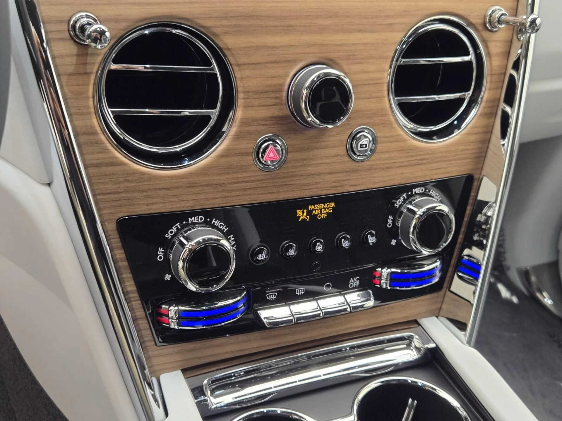 mph037_3126487317_New_2026_Rolls_Royce_Cullinan_1768889720_97c9e27c84