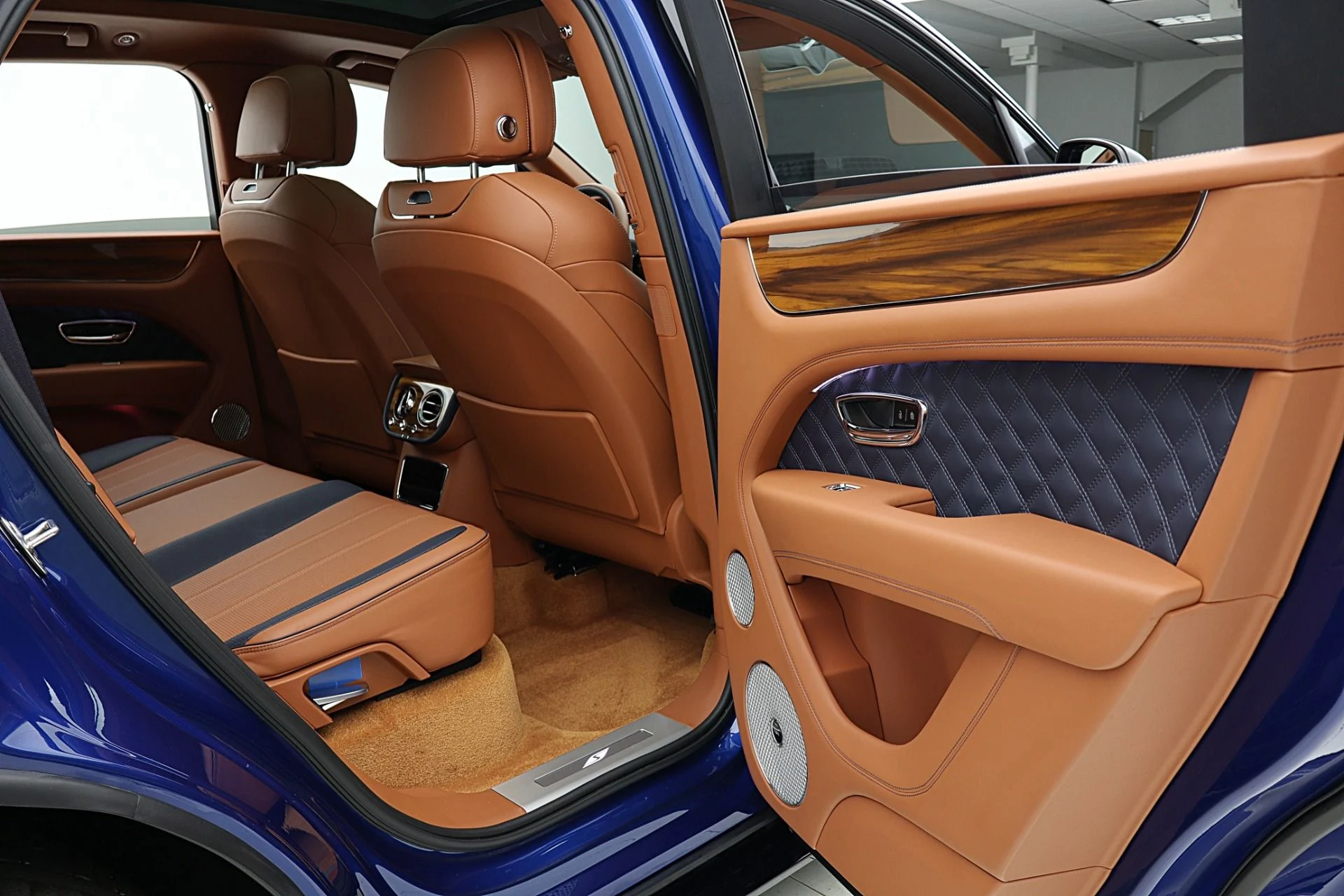 mph037_3144330926_Used_2022_Bentley_Bentayga_S_V8_6f6a2f6d0e