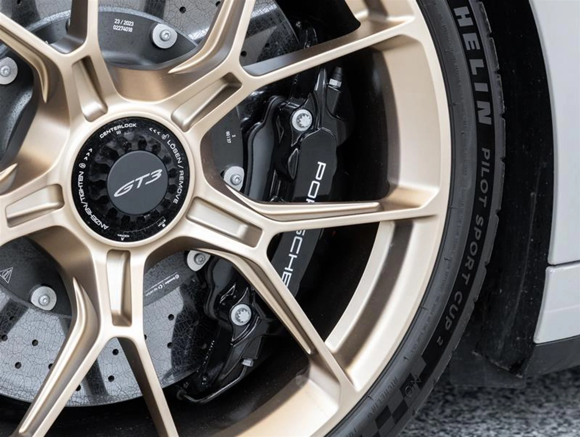 mph037_3147334284_11826280_1617954680_ded690d855