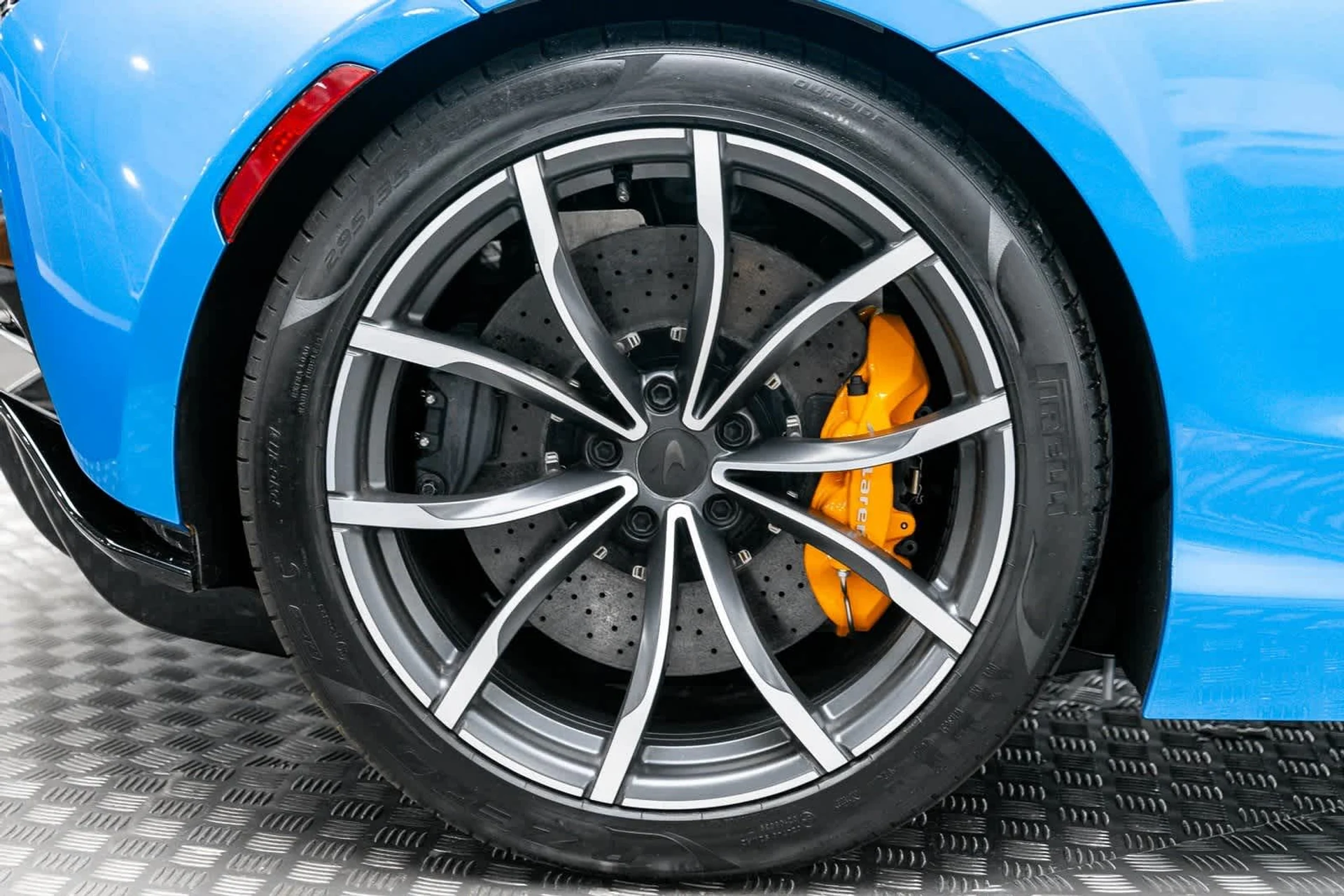 mph037_3148012741_38_cf2bcb822e