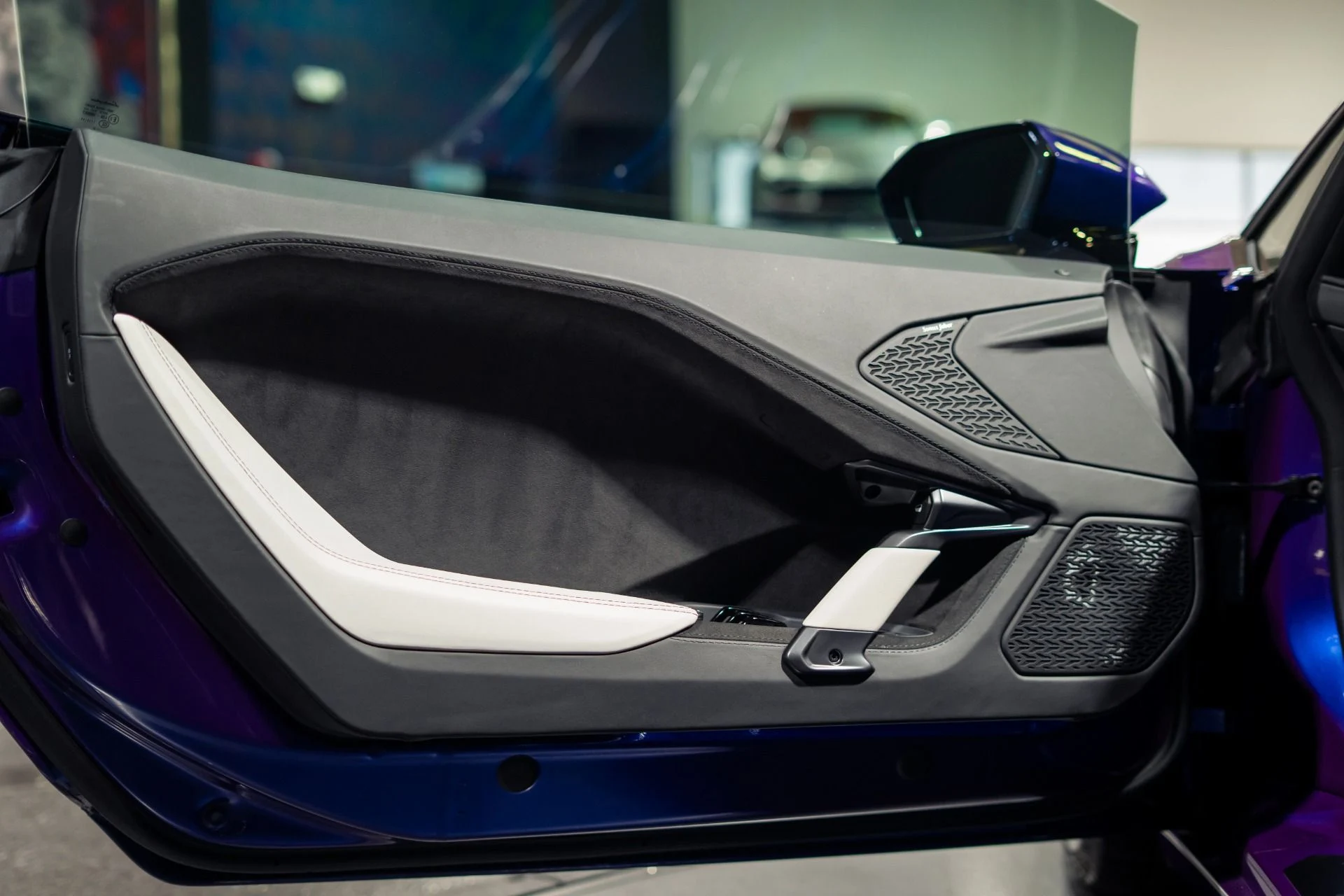 mph037_3150522470_Used_2026_Lamborghini_Temerario_Viola_Mithras_Ad_Personam_1783615399_063e414cd1
