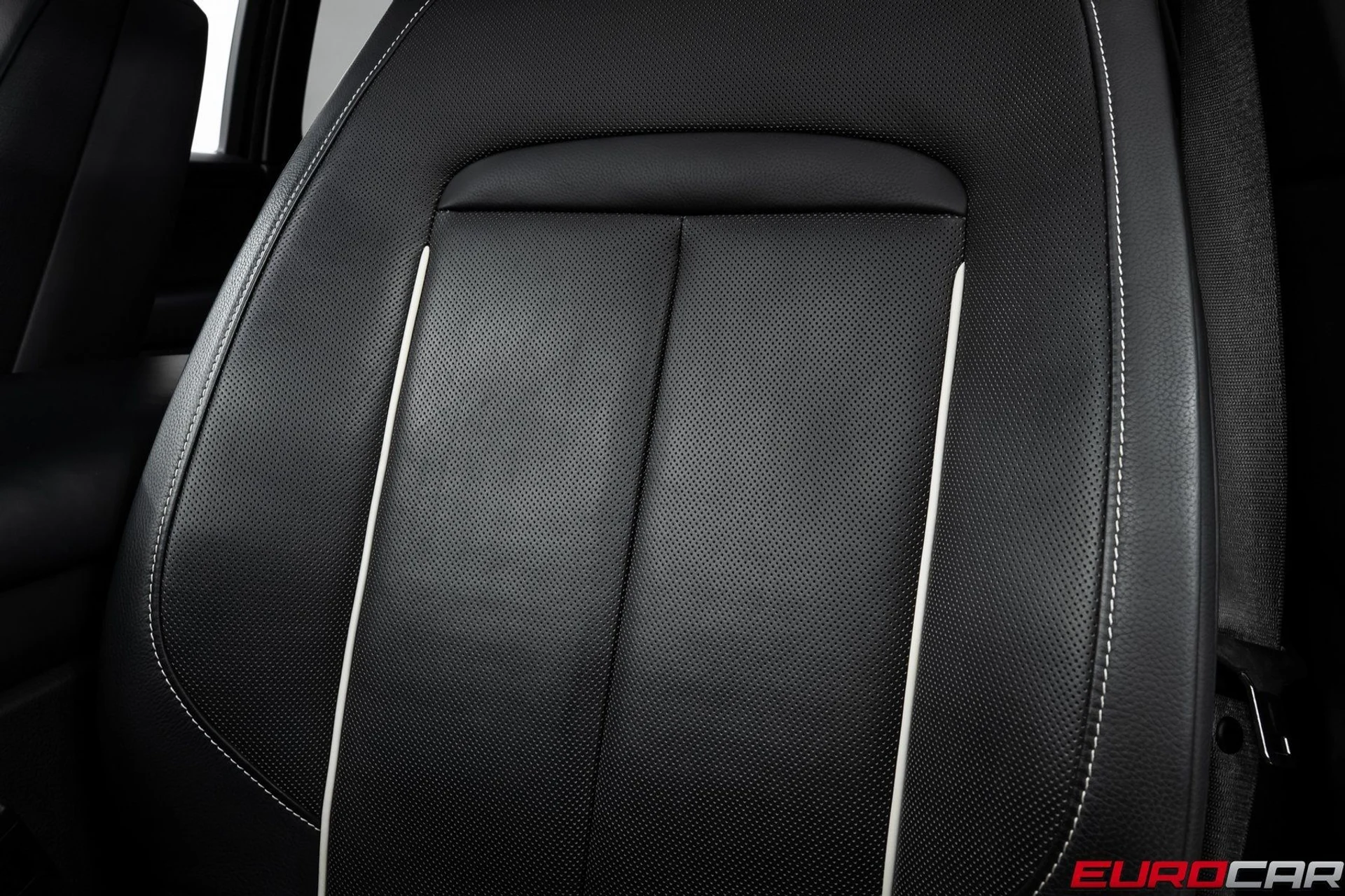 mph037_3150717787_image_38_b732d59227