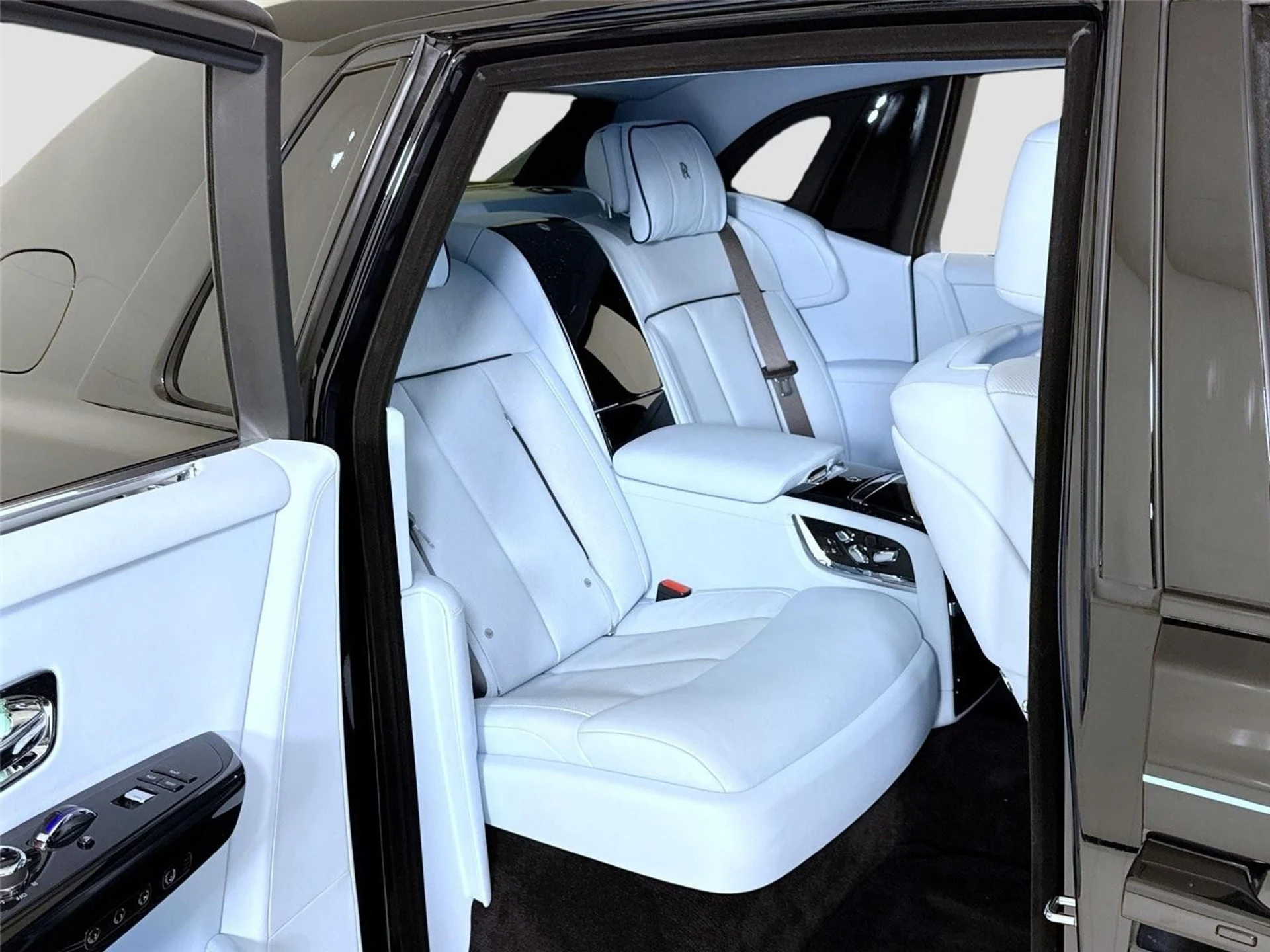 mph037_315140812_0f06392ce62b308cd0e410cf45d67e8c_1d1e7204b9