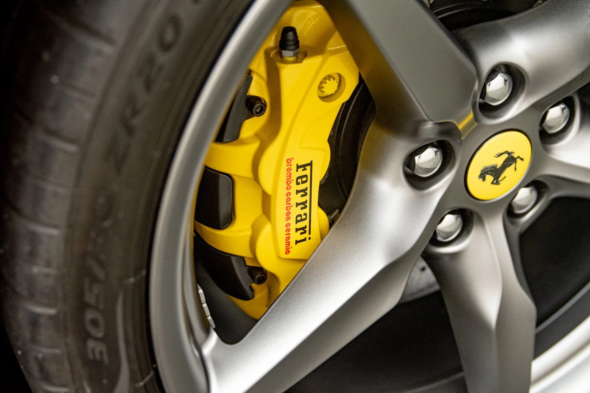 mph037_3153001398_30daf11fc4e640f3b9a0a27293803001_29d704b614