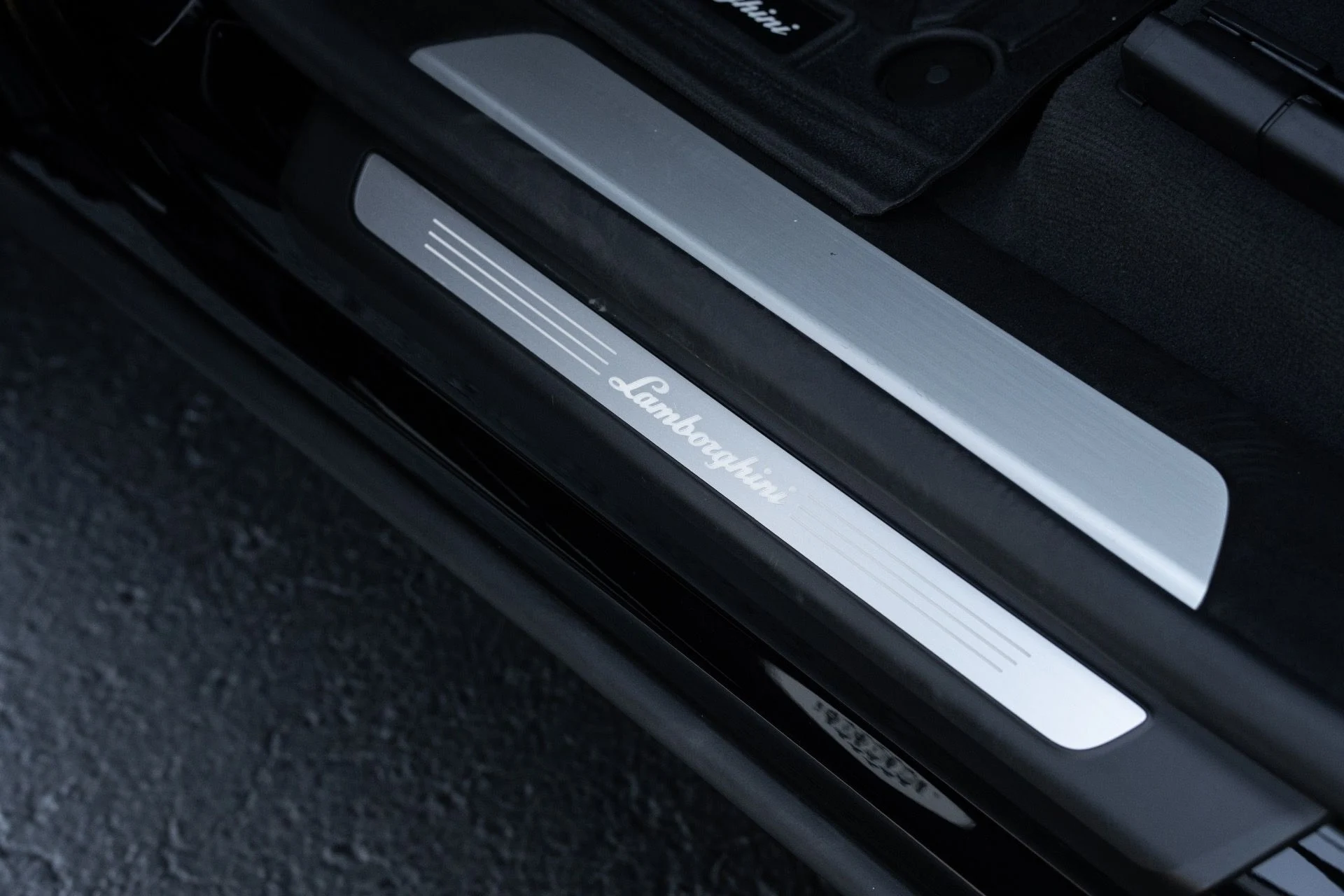 mph037_3154101019_Used_2024_Lamborghini_Urus_Performante_1770940170_a8893aea16