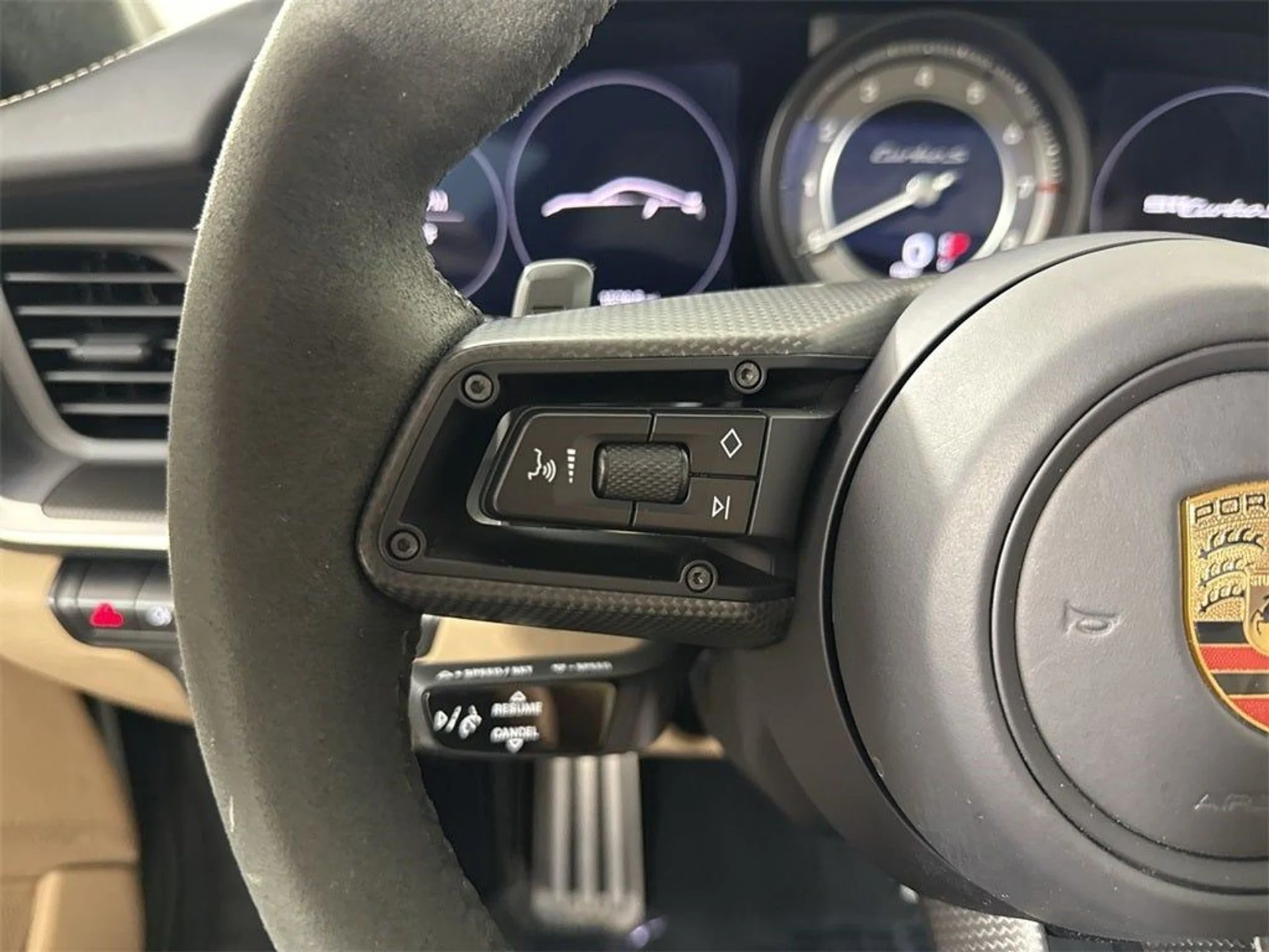 mph037_3160738717_38_3d3c89507e