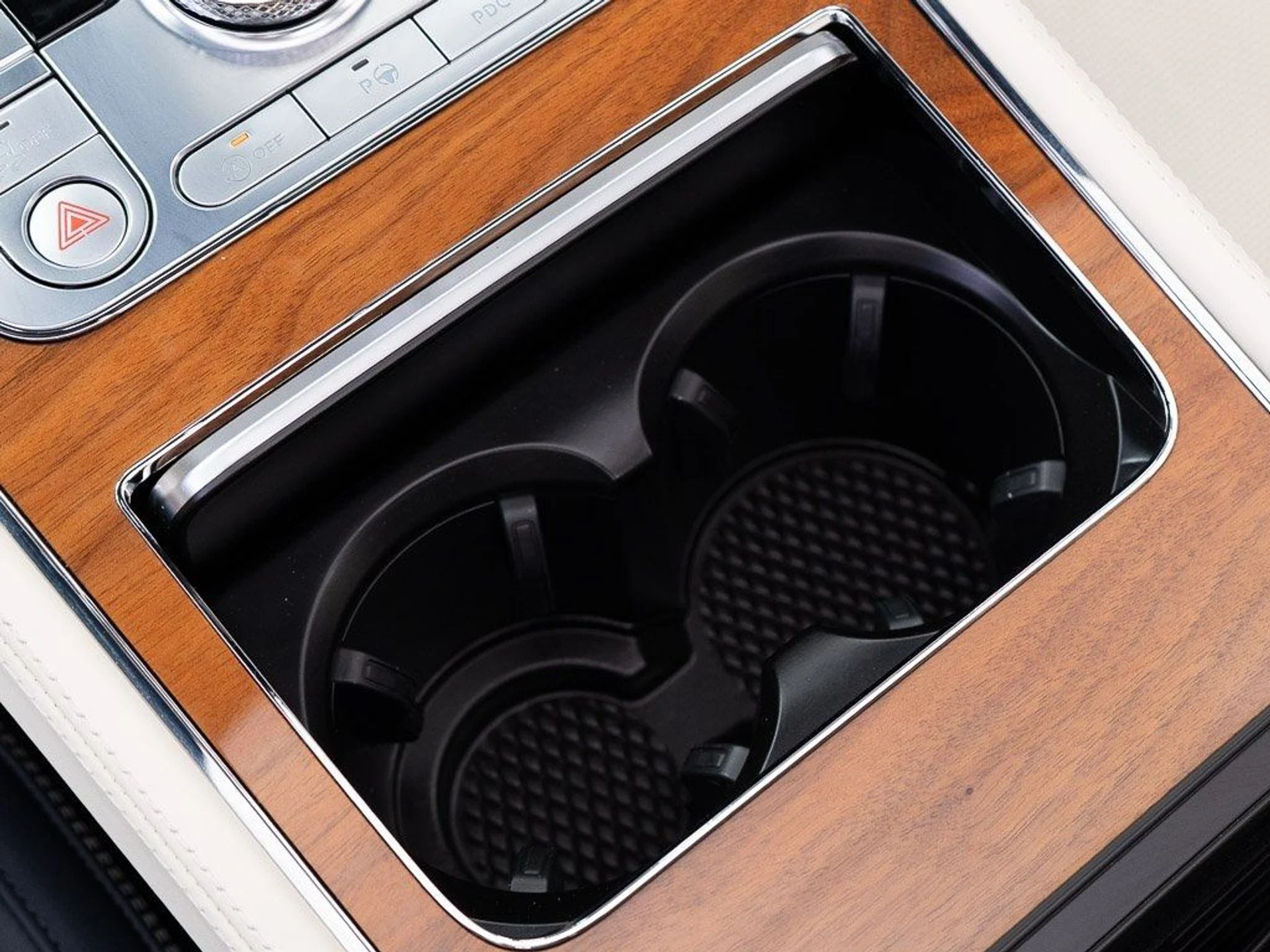 mph037_3163123861_09396380092c91b280333ebe04842c48_df2452ec7e