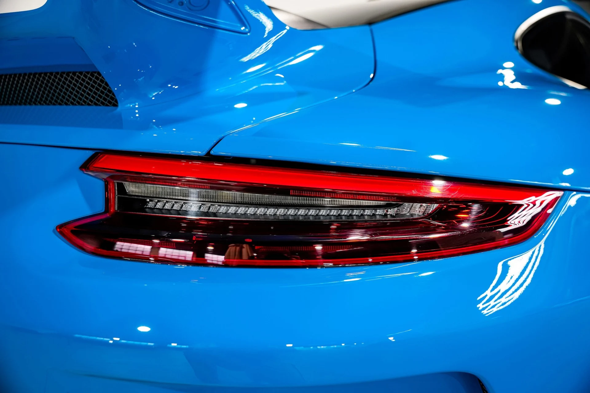 mph037_3198558905_fa8a31507be07a1e4c9058b0df6b02a0x_b3aa9c1816