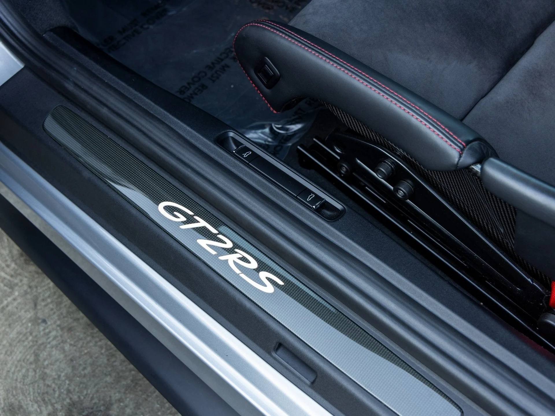 mph037_3236261971_38_0803f3e367