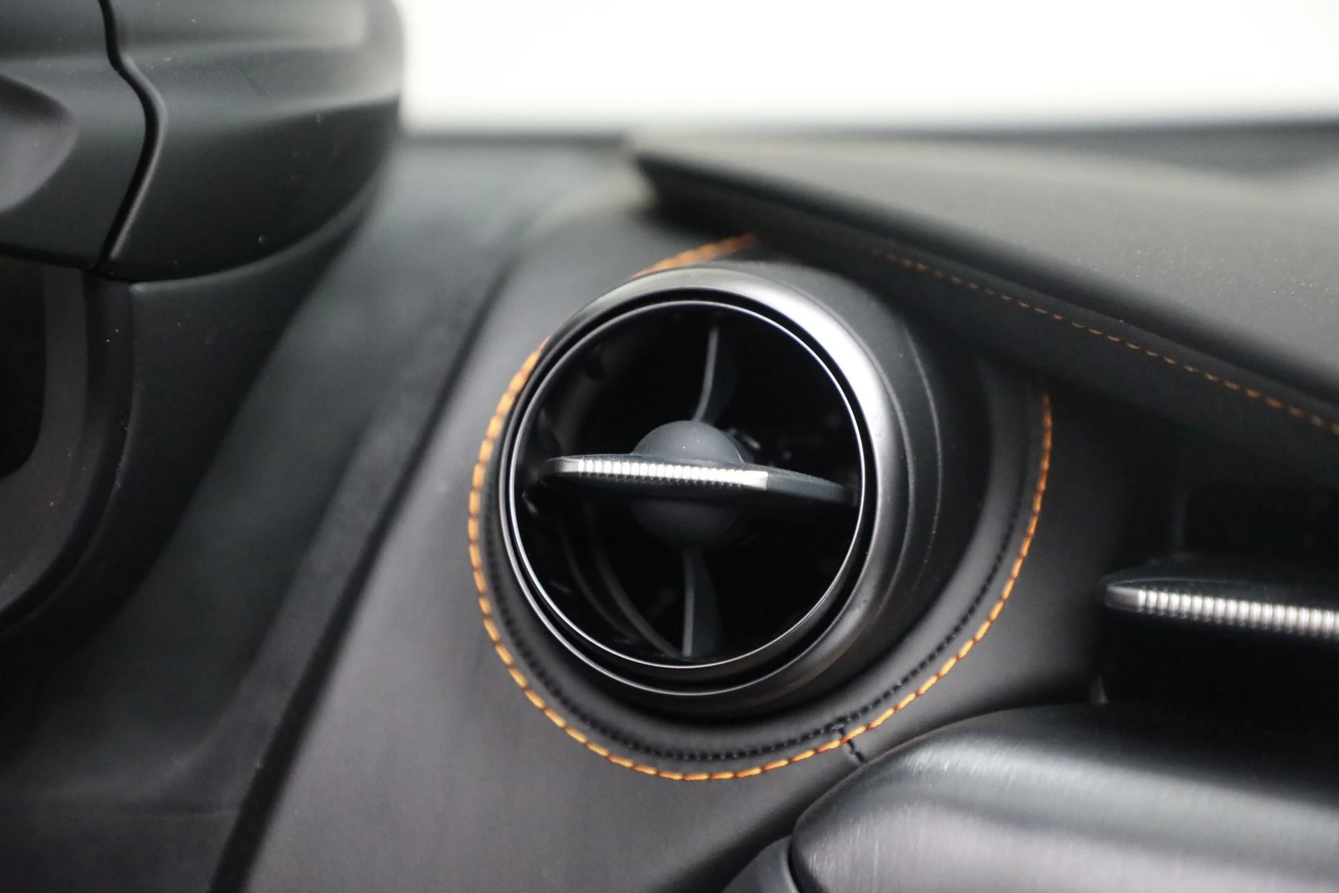 mph037_3242141600_New_2026_Mc_Laren_750_S_Spider_Tech_Lux_e8ae90fdb0