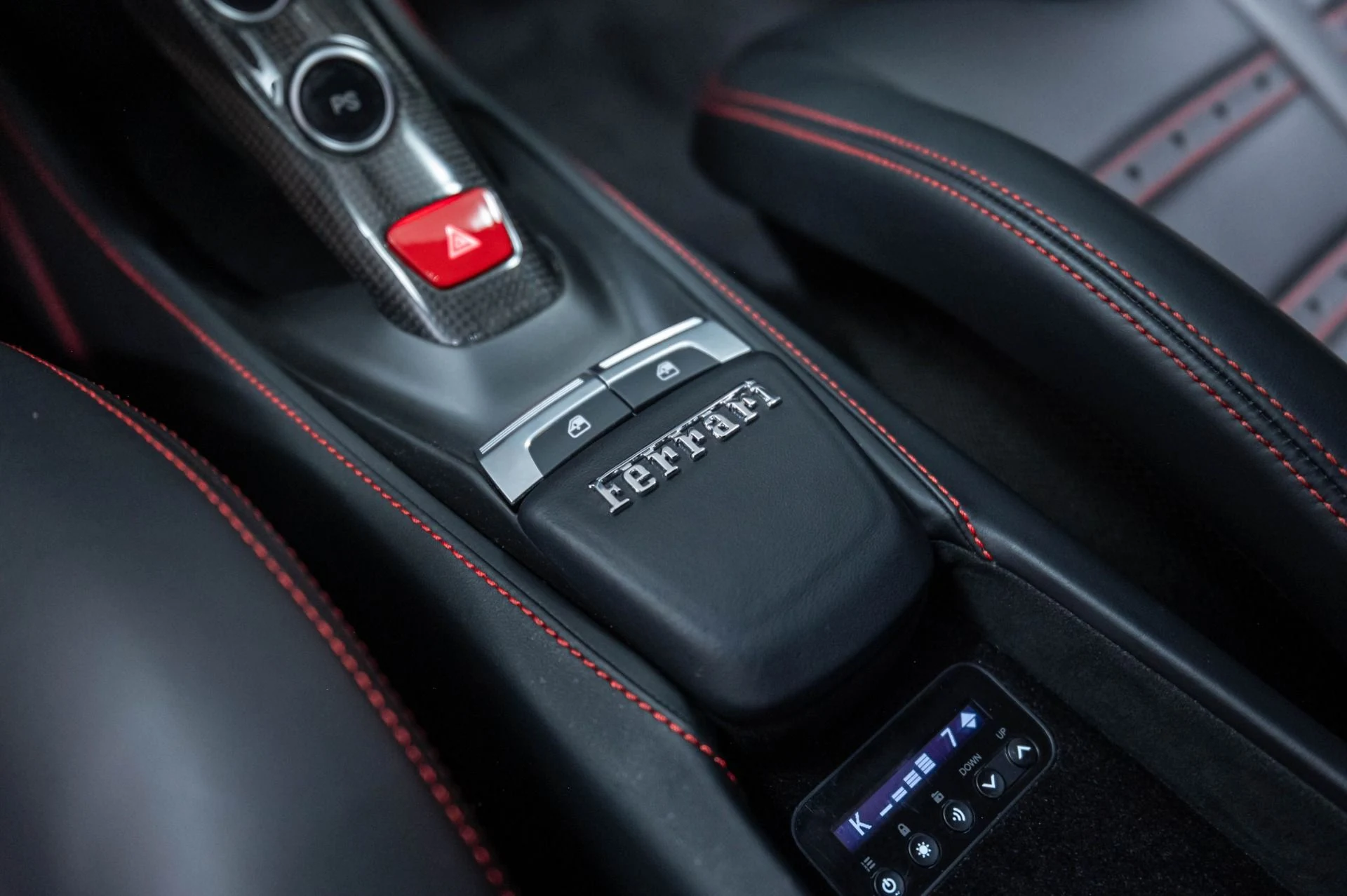 mph037_3244661951_Used_2018_Ferrari_488_GTB_1786120239_6620ca4f6a