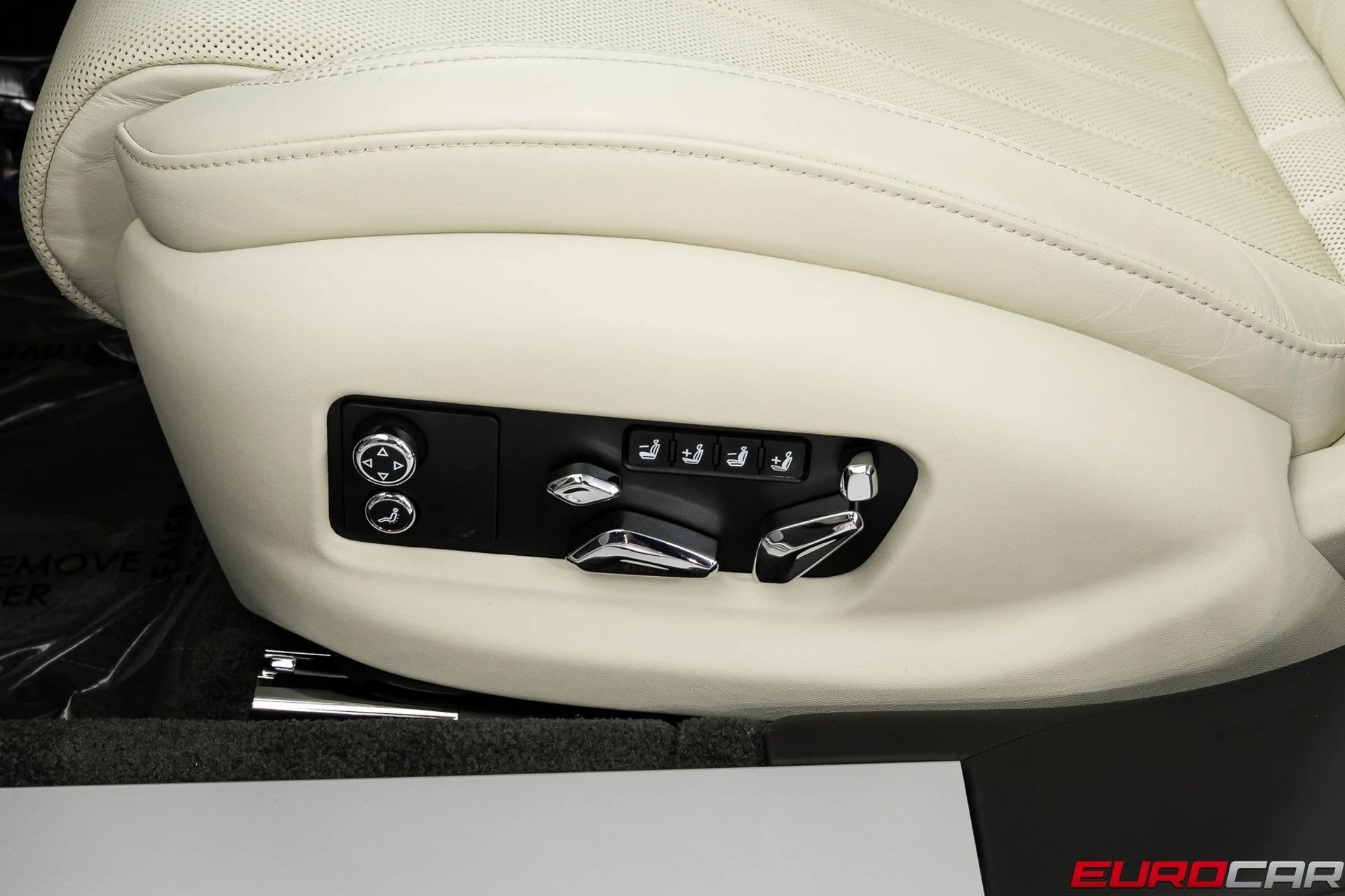 mph037_3246990942_image_38_37f5b85057