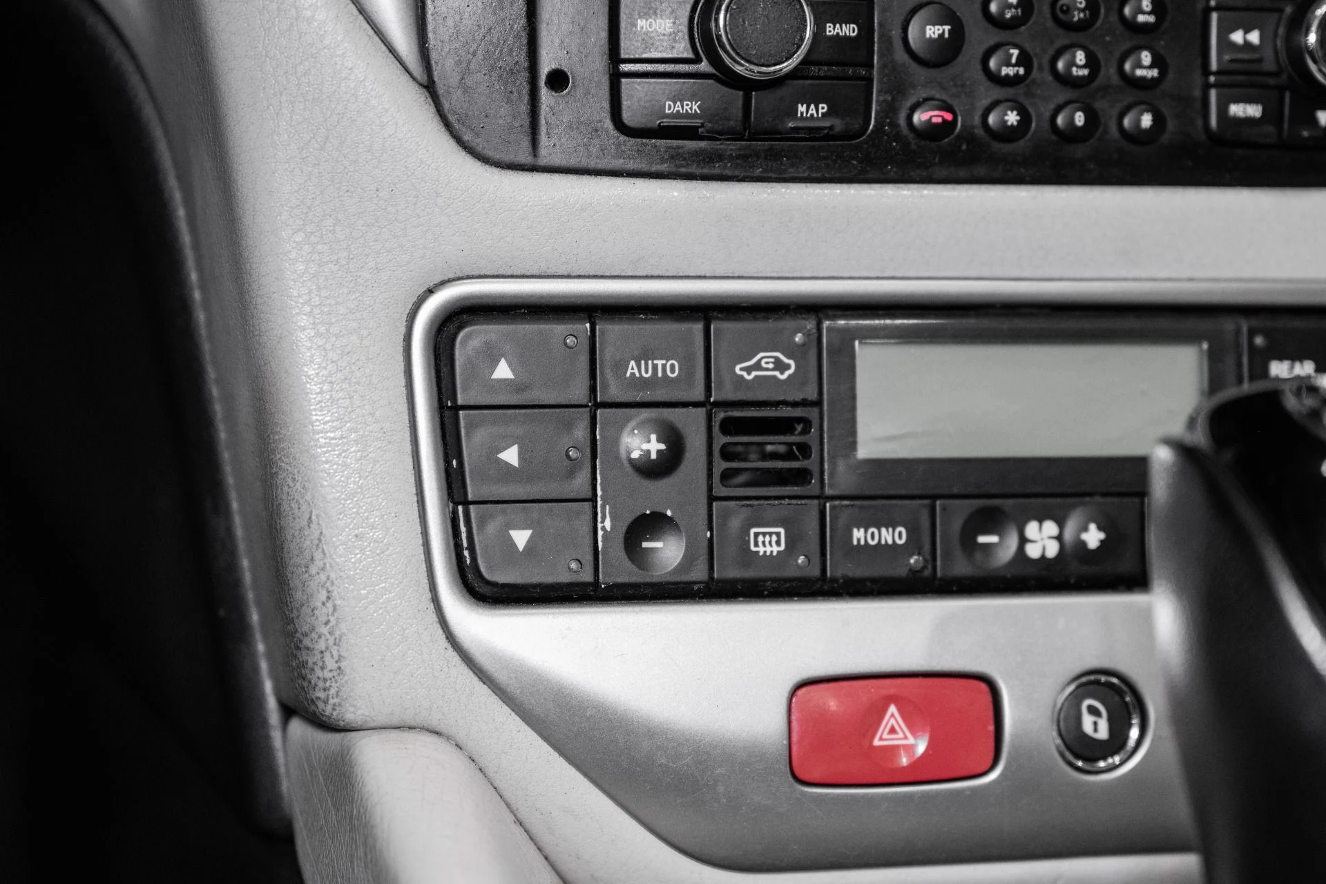 mph037_3257779612_Used_2012_Maserati_Gran_Turismo_1779160431_b743f92321