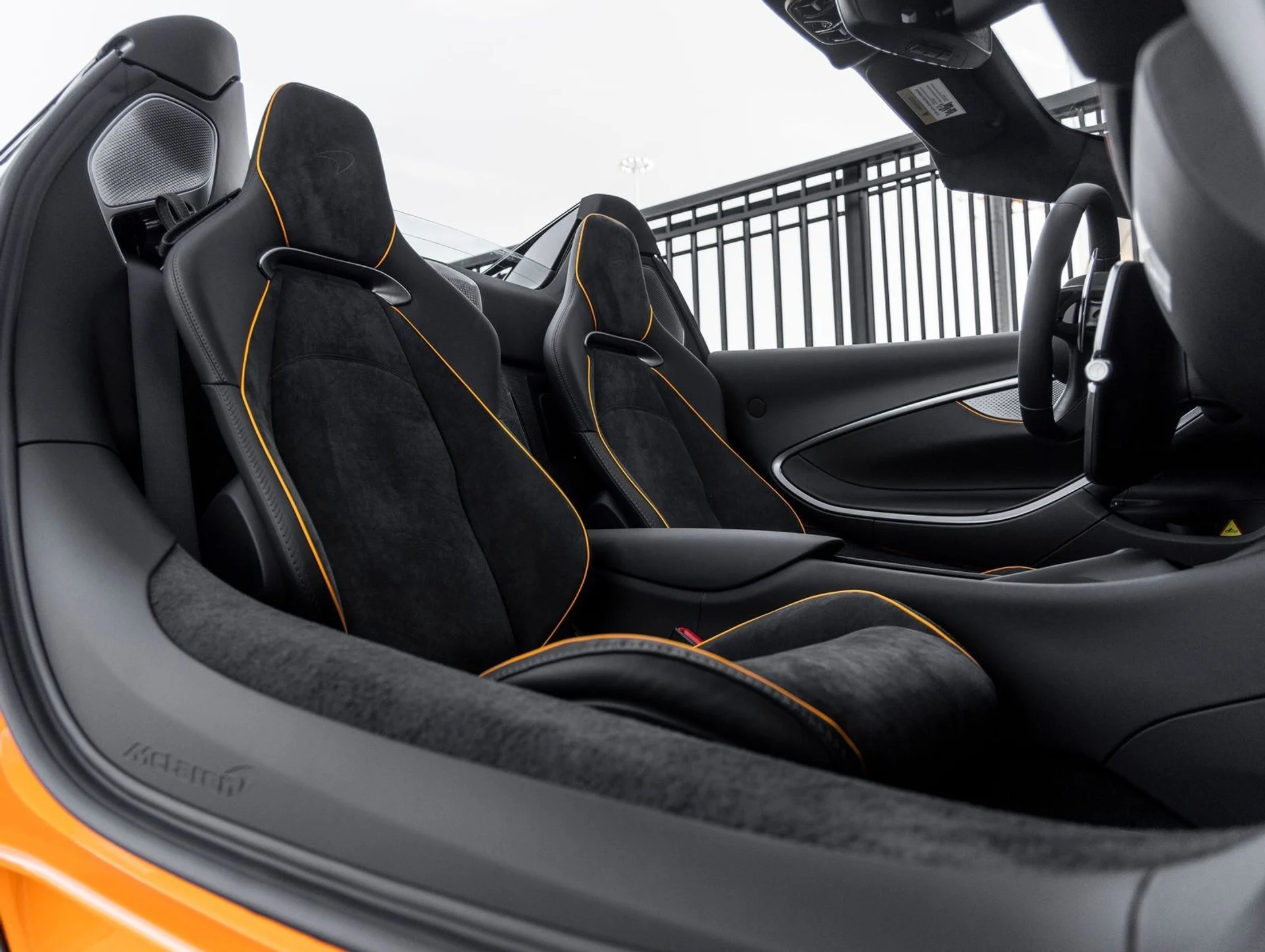 mph037_325818423_38_23120ba4b1