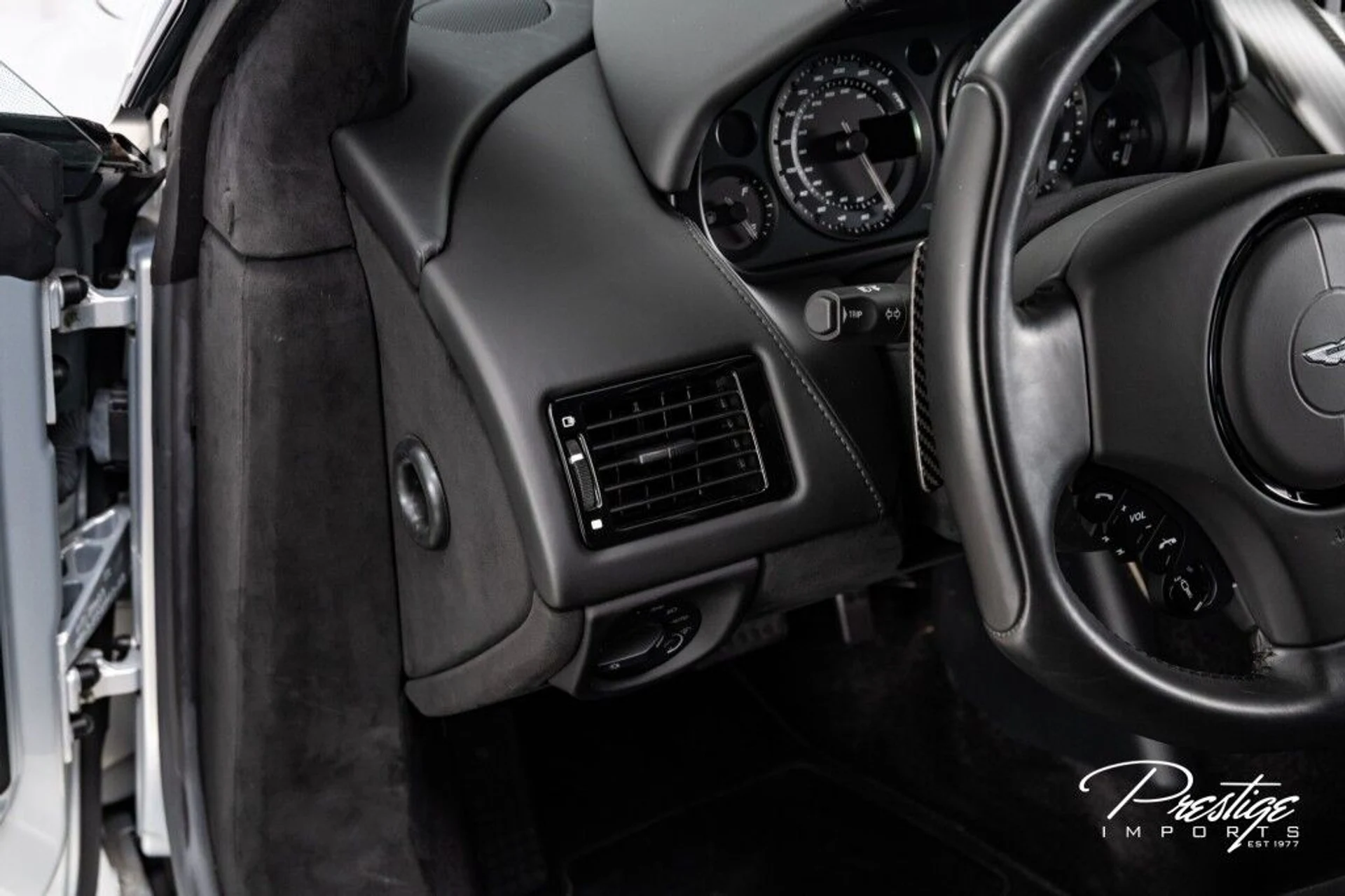 mph037_326500206_85dbe16e9bec14bc5721c171a77f7c5b_d91789031c