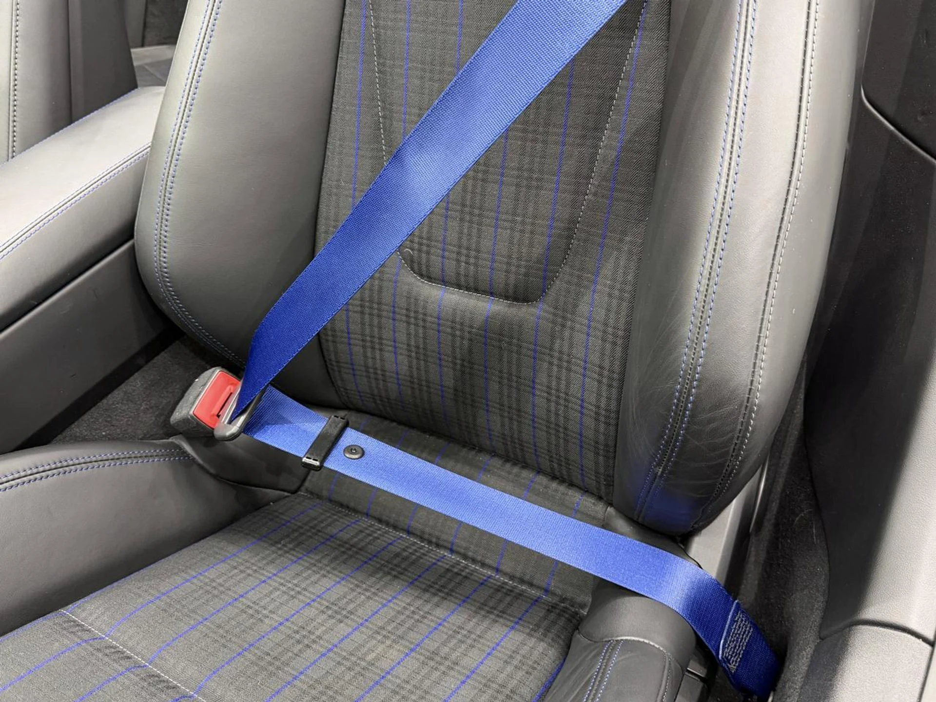 mph037_3269635308_c7732d76bd73f6e64cfc7f5f62c416fa_8ff7fc5970