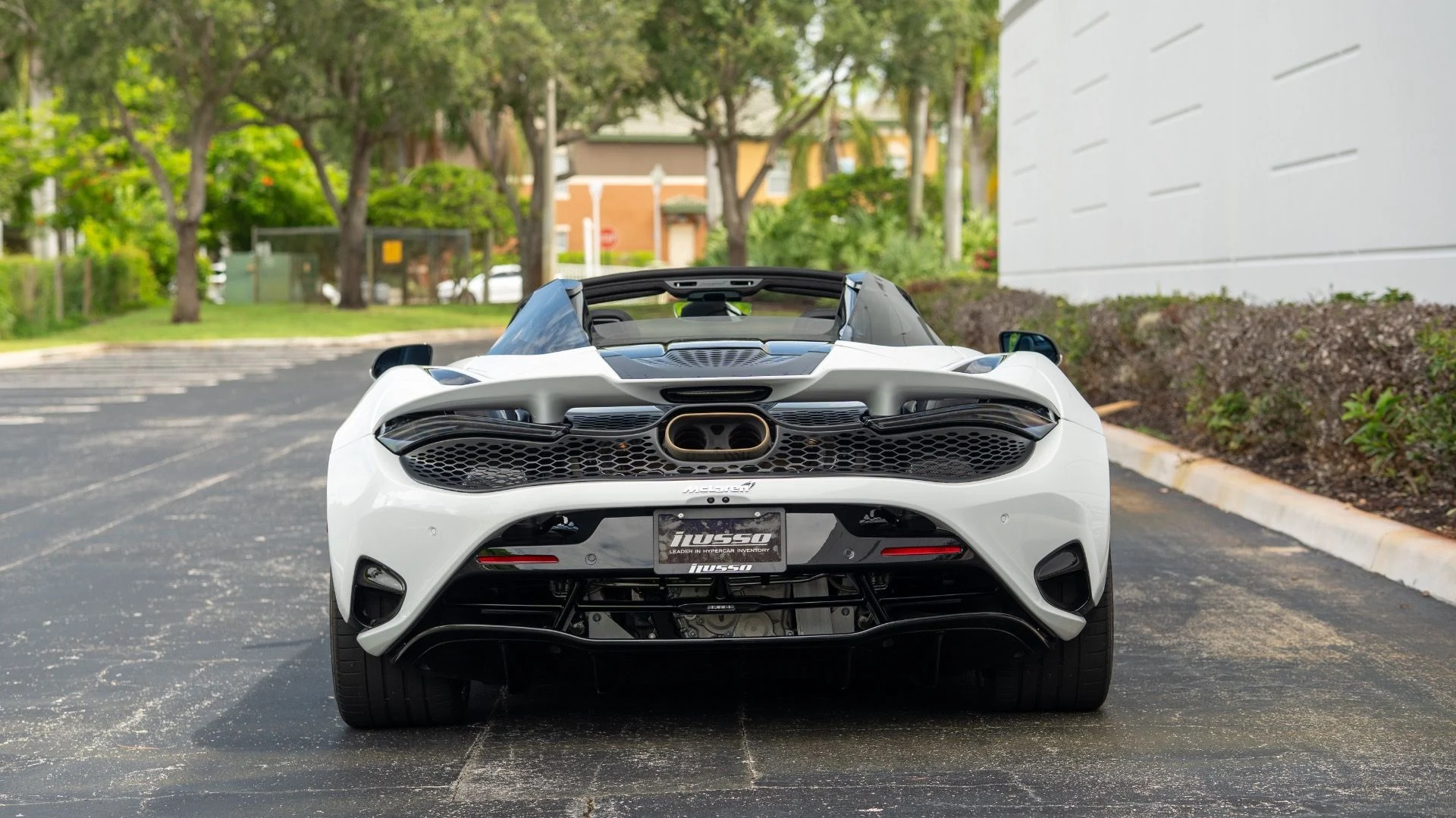 mph037_3271627770_Used_2024_Mc_Laren_750_S_Spider_1753306254_a3ef311d6f