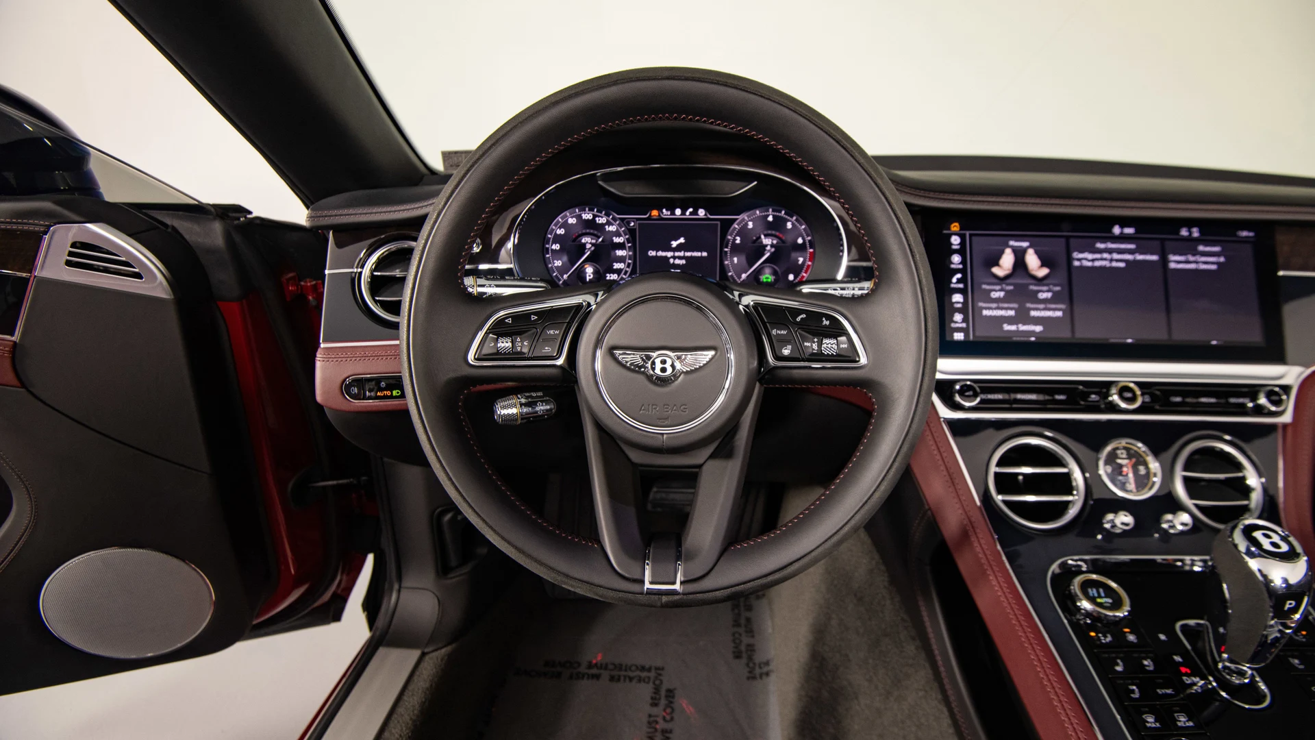 mph037_327255445_cab90df597a04f05a390c5dd93b99b0c_215abc040d