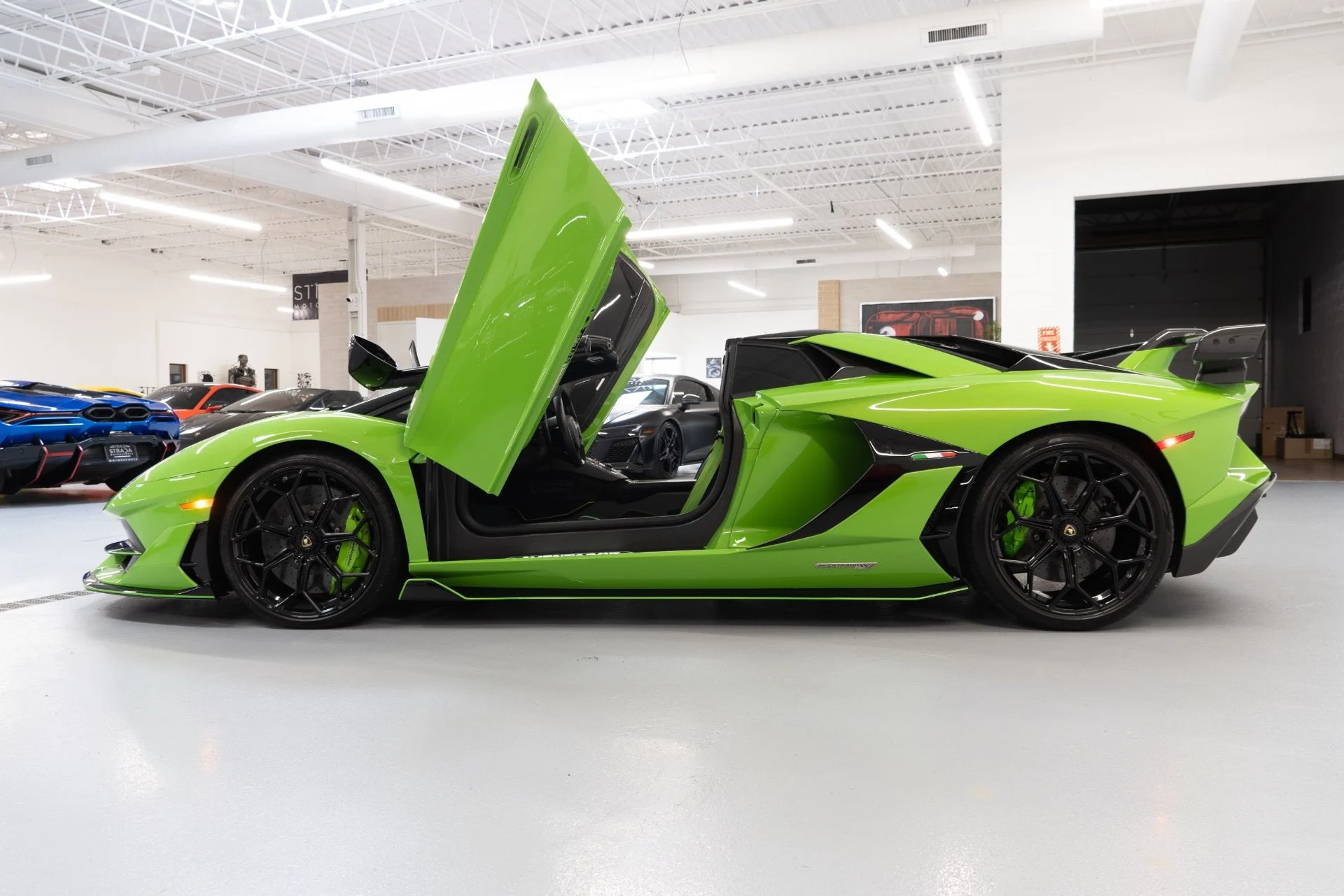 mph037_3276982027_Used_2021_Lamborghini_Aventador_LP_770_4_SVJ_1753475153_d42b4d6097