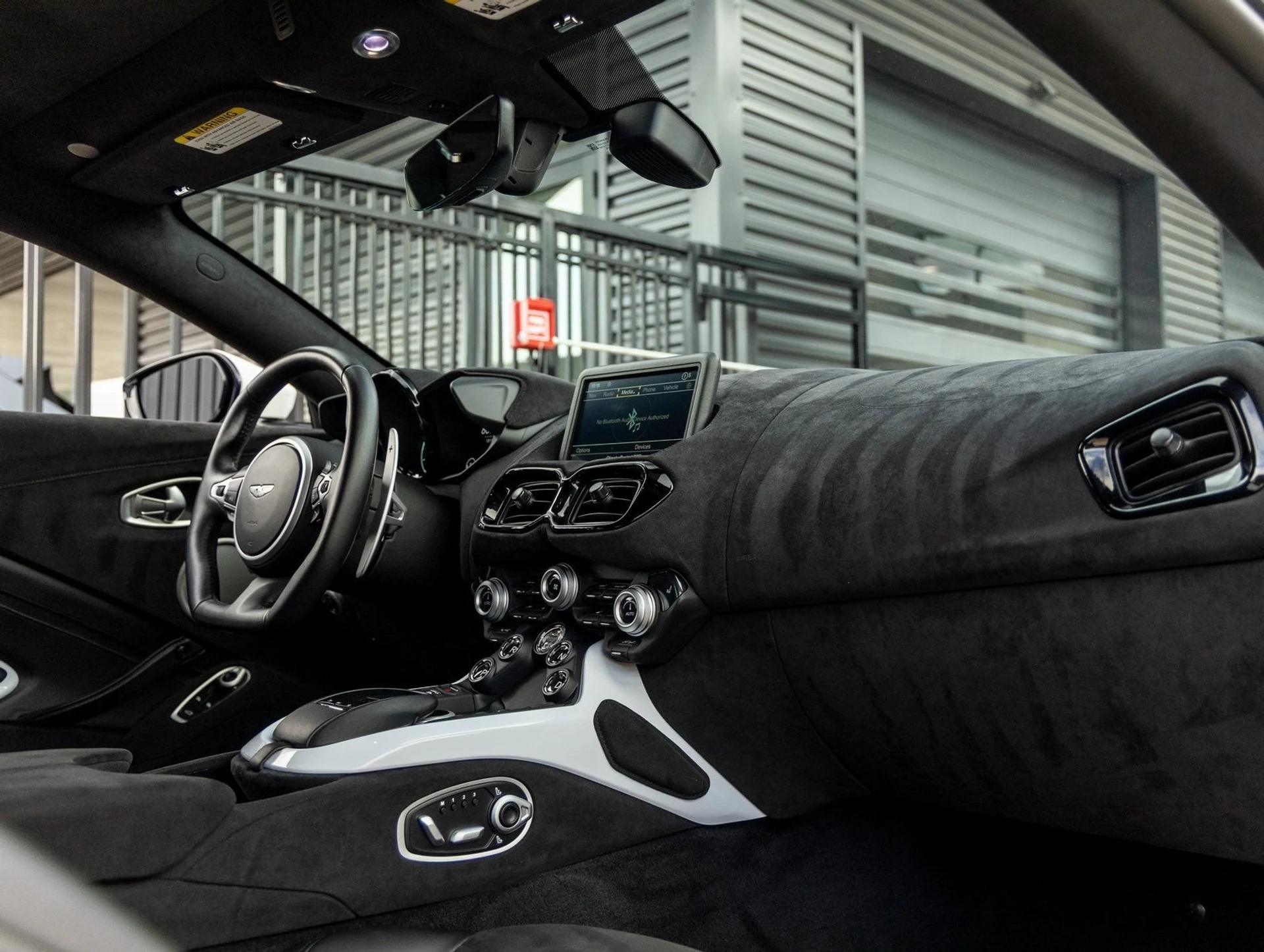 mph037_3277987938_38_987da30ca4