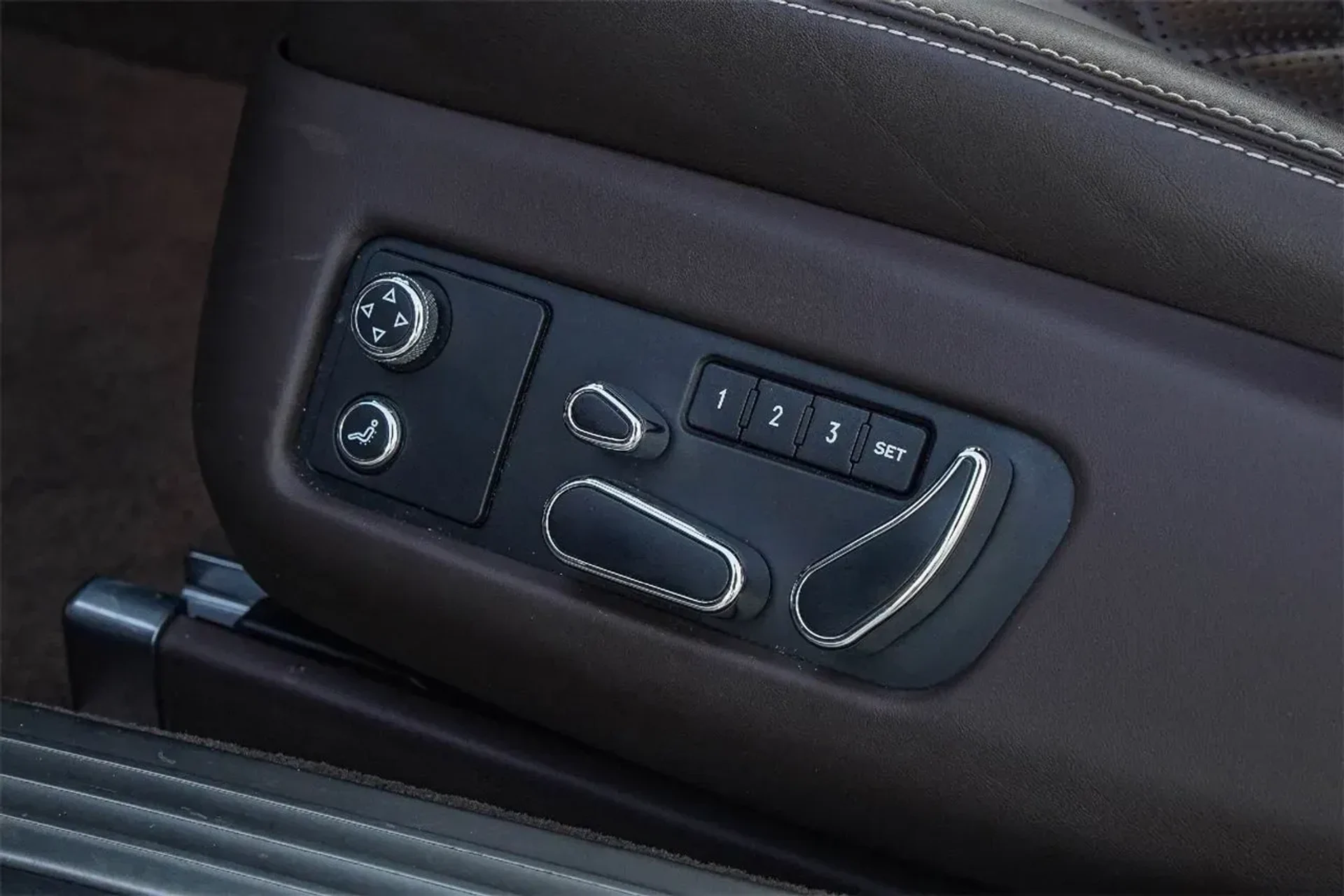 mph037_3281055663_45c9bb21a7d845bba08b588cb14d9a21_ae4696ccae