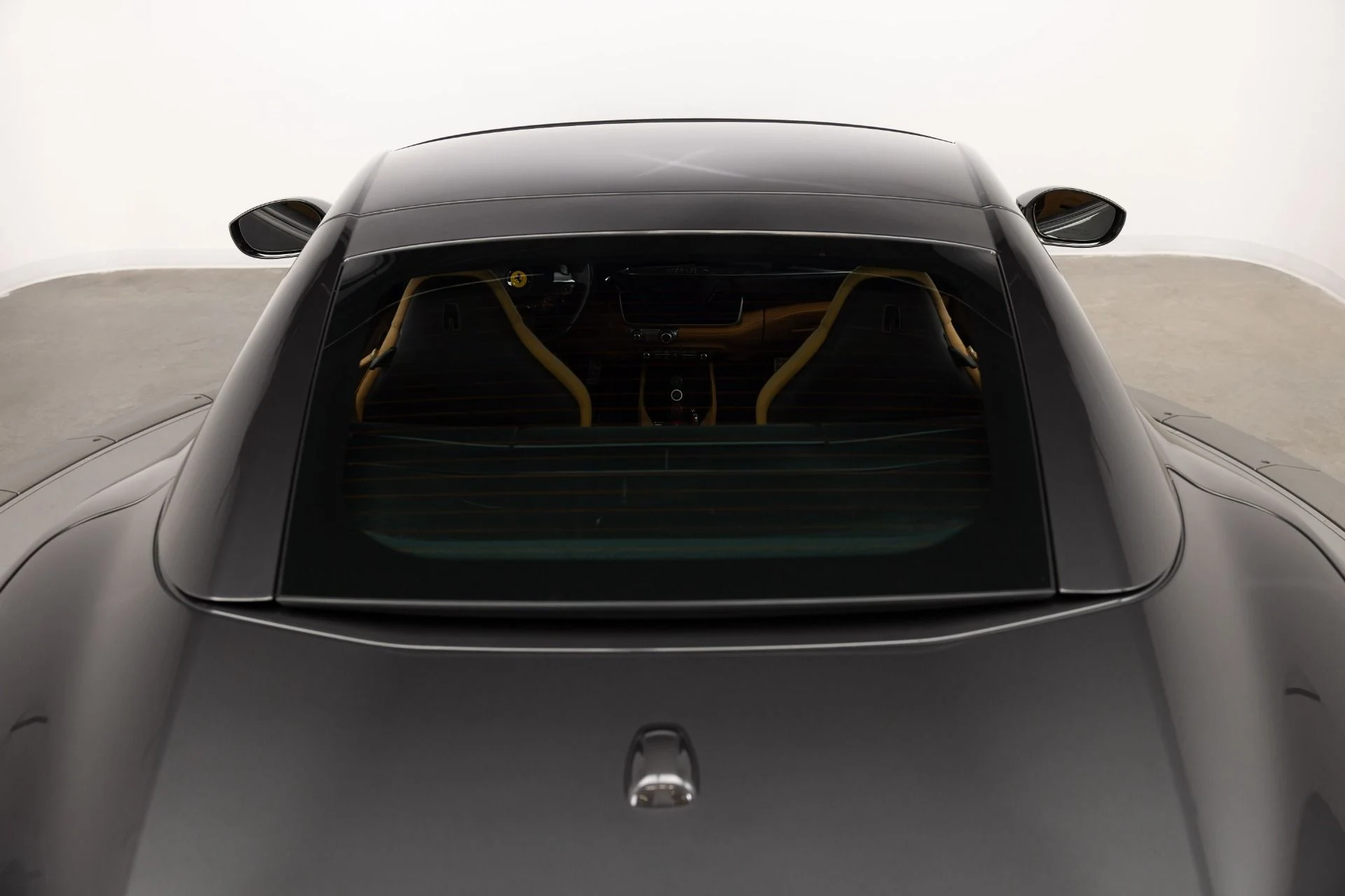 mph037_3301925835_Used_2019_Ferrari_Portofino_1784318320_79719a7cbd